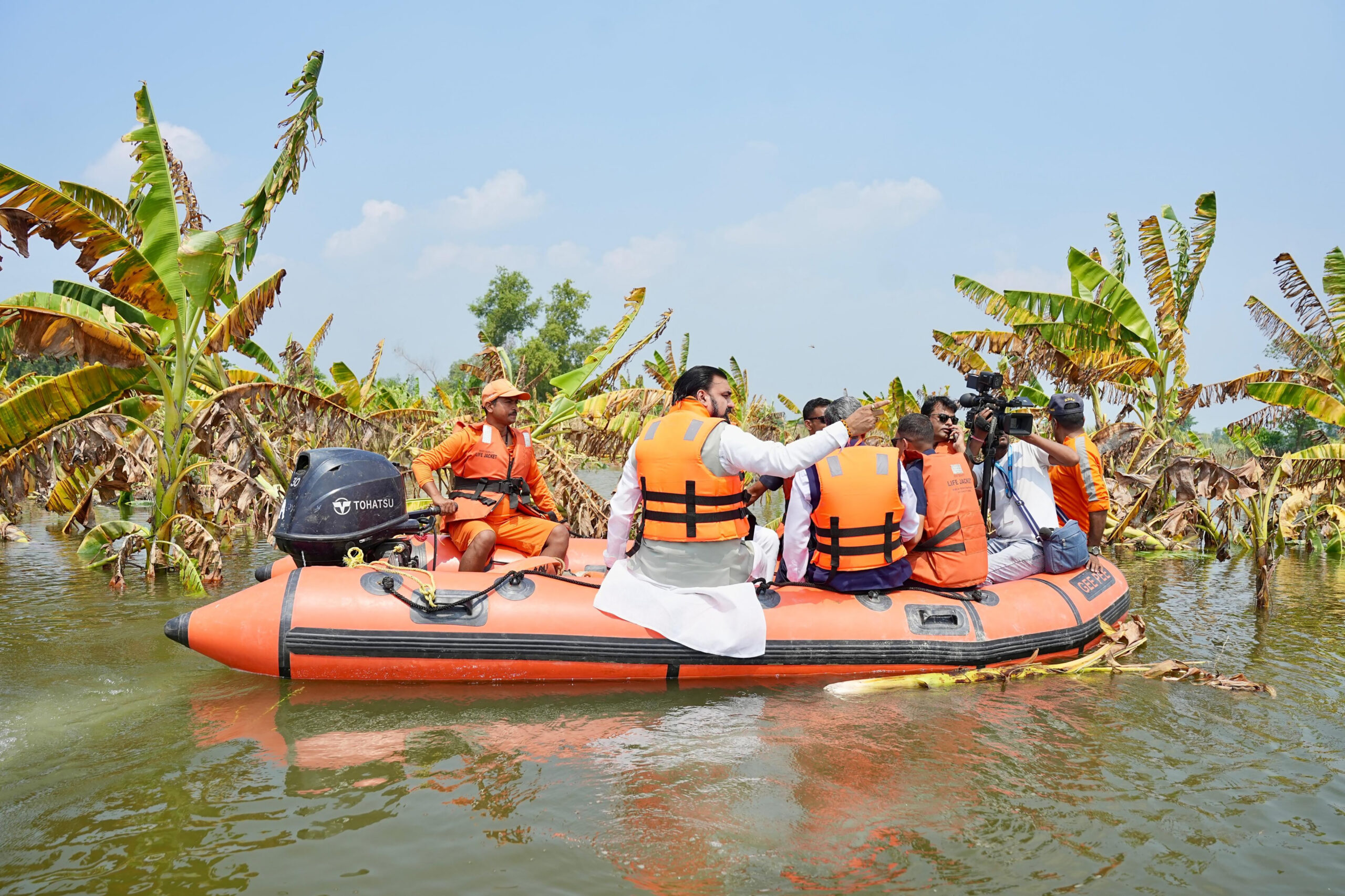 Patna: Samrat Choudhary, Shivraj Singh Chouhan Inspect Flood Hit Areas #Gallery Patna: Samrat Choudhary, Shivraj Singh Chouhan Inspect Flood Hit Areas #Gallery