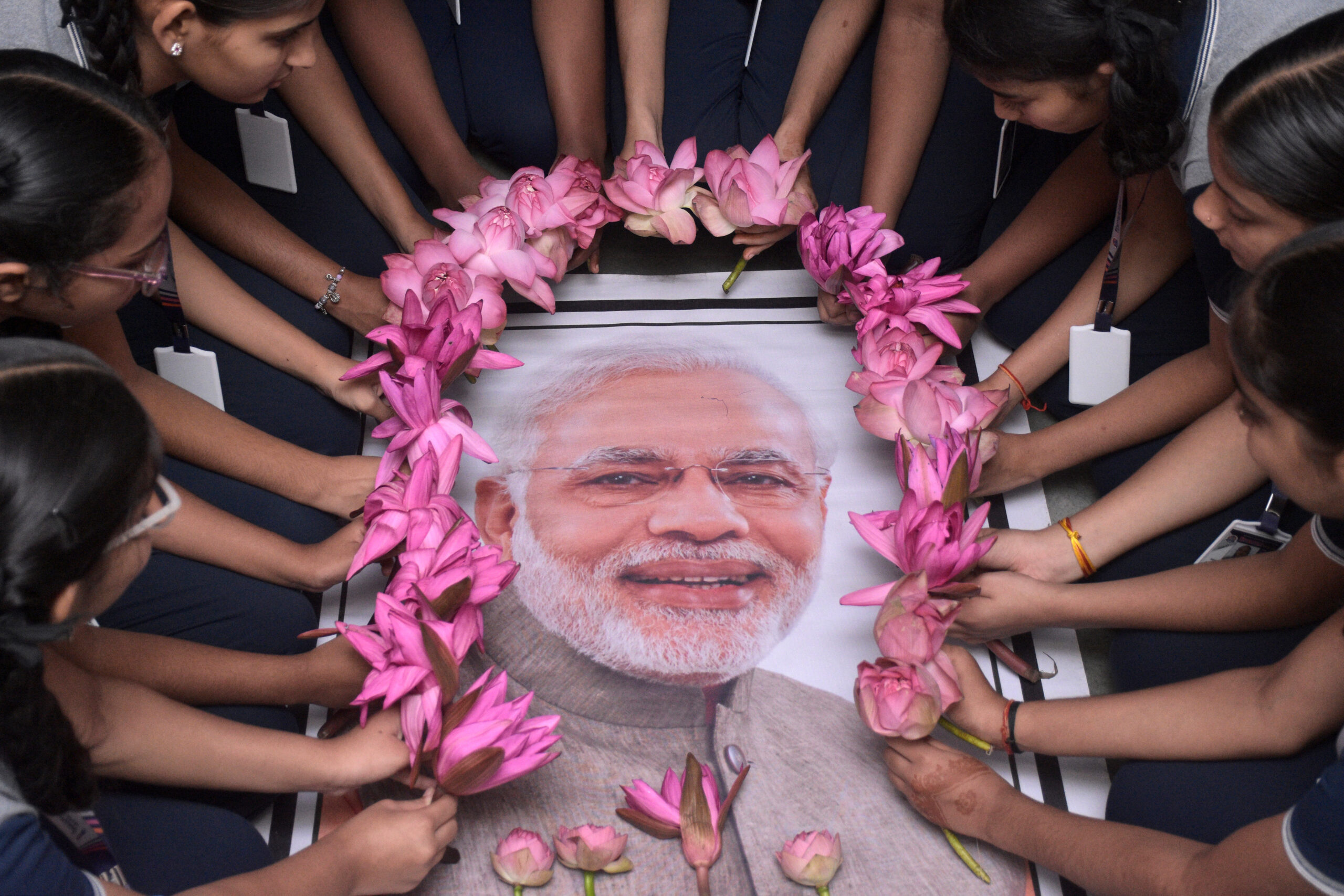 Surat: Students celebrate Modi's birthday #Gallery Surat: Students celebrate Modi's birthday #Gallery