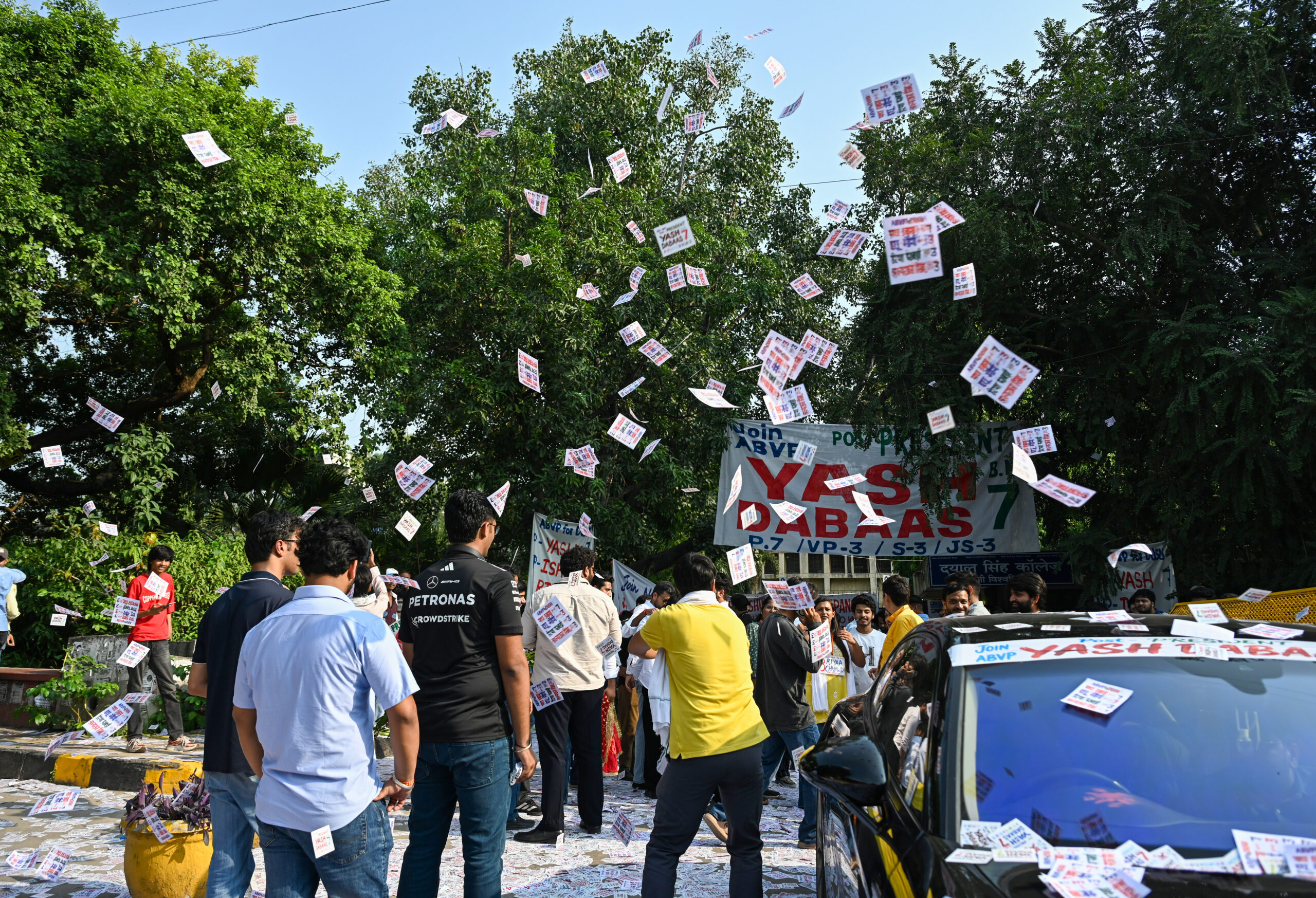 New Delhi: DUSU election campaign intensifies at Dayal Singh College #Gallery New Delhi: DUSU election campaign intensifies at Dayal Singh College #Gallery