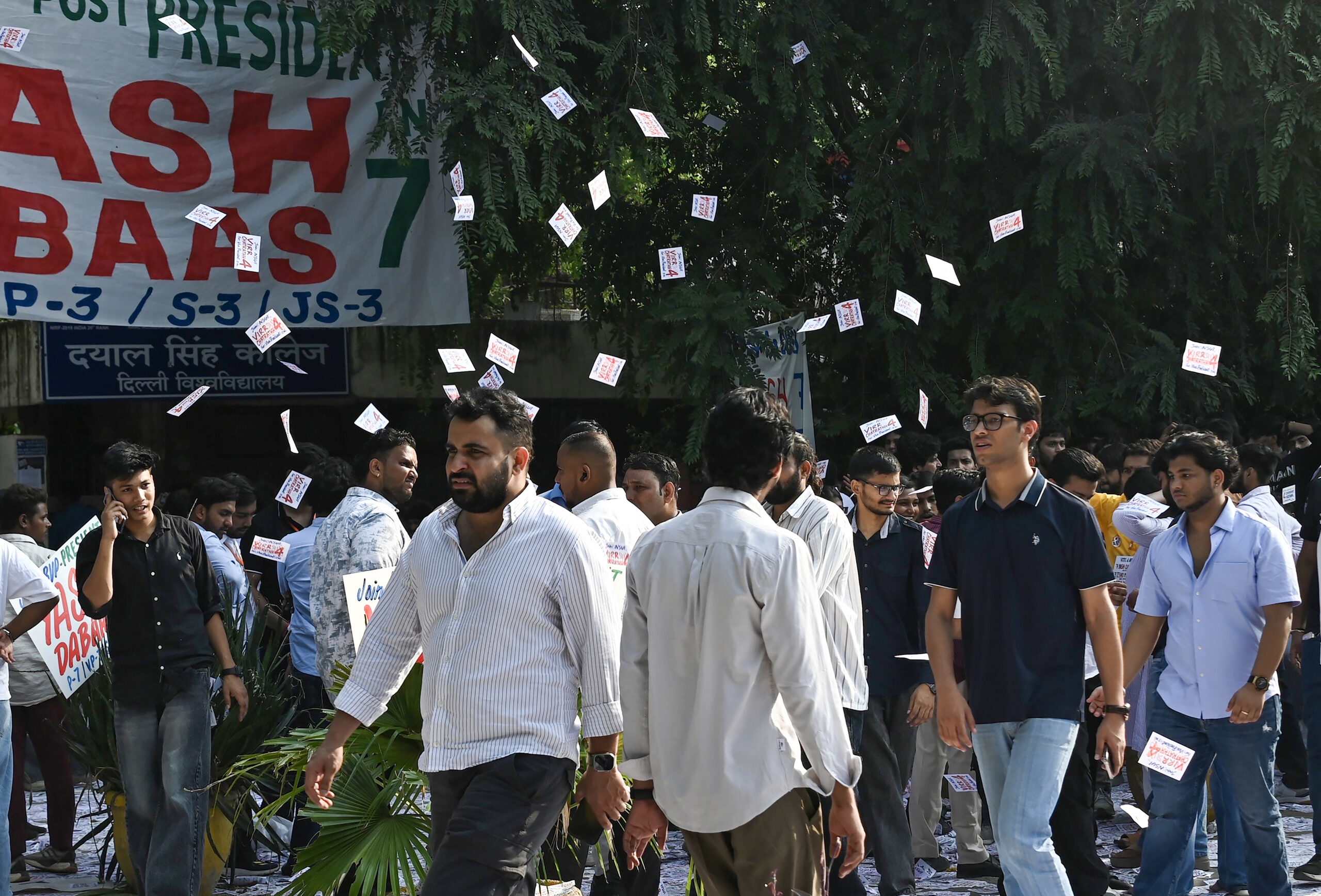New Delhi: DUSU election campaign intensifies at Dayal Singh College #Gallery New Delhi: DUSU election campaign intensifies at Dayal Singh College #Gallery