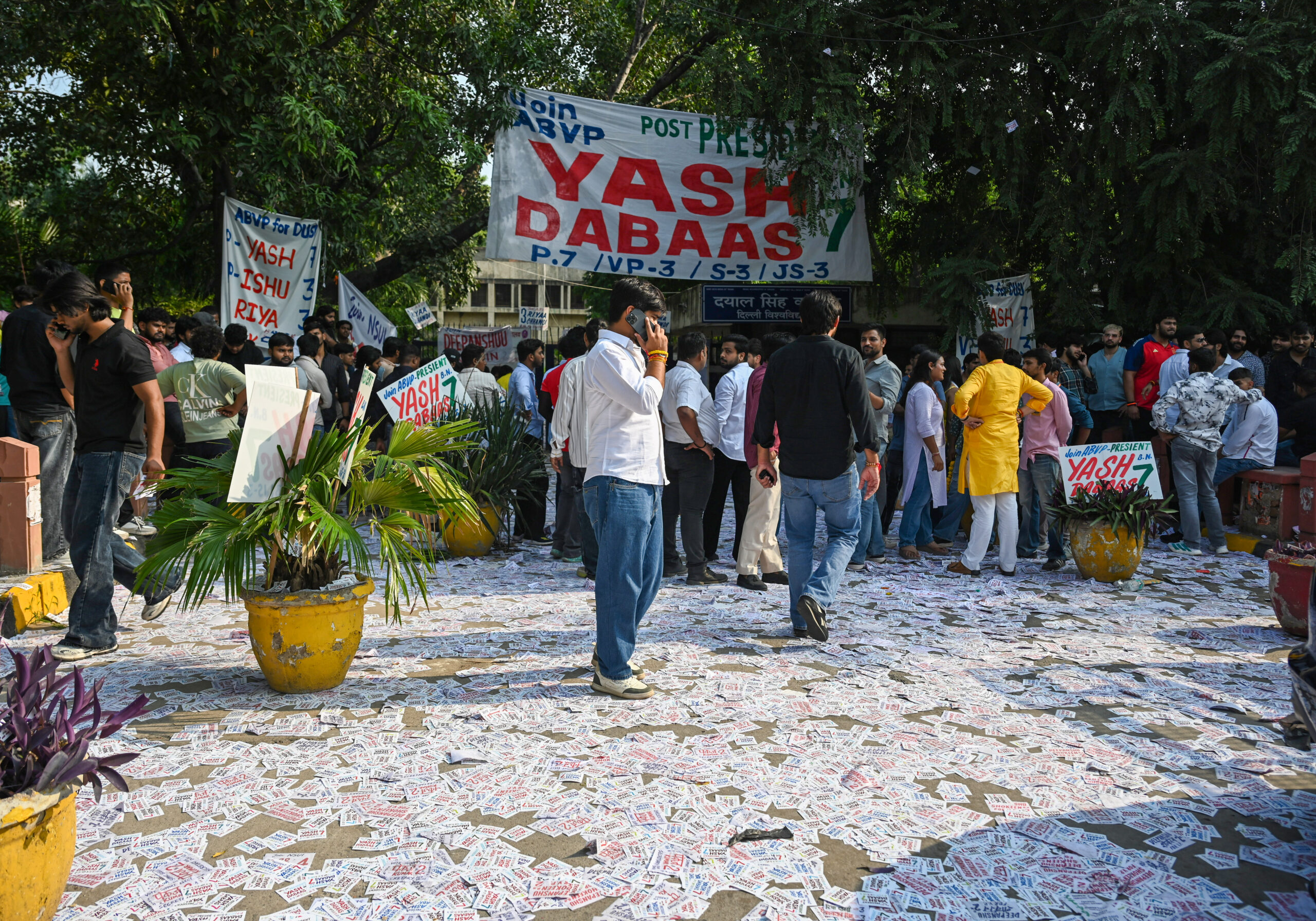 New Delhi: DUSU election campaign intensifies at Dayal Singh College #Gallery New Delhi: DUSU election campaign intensifies at Dayal Singh College #Gallery