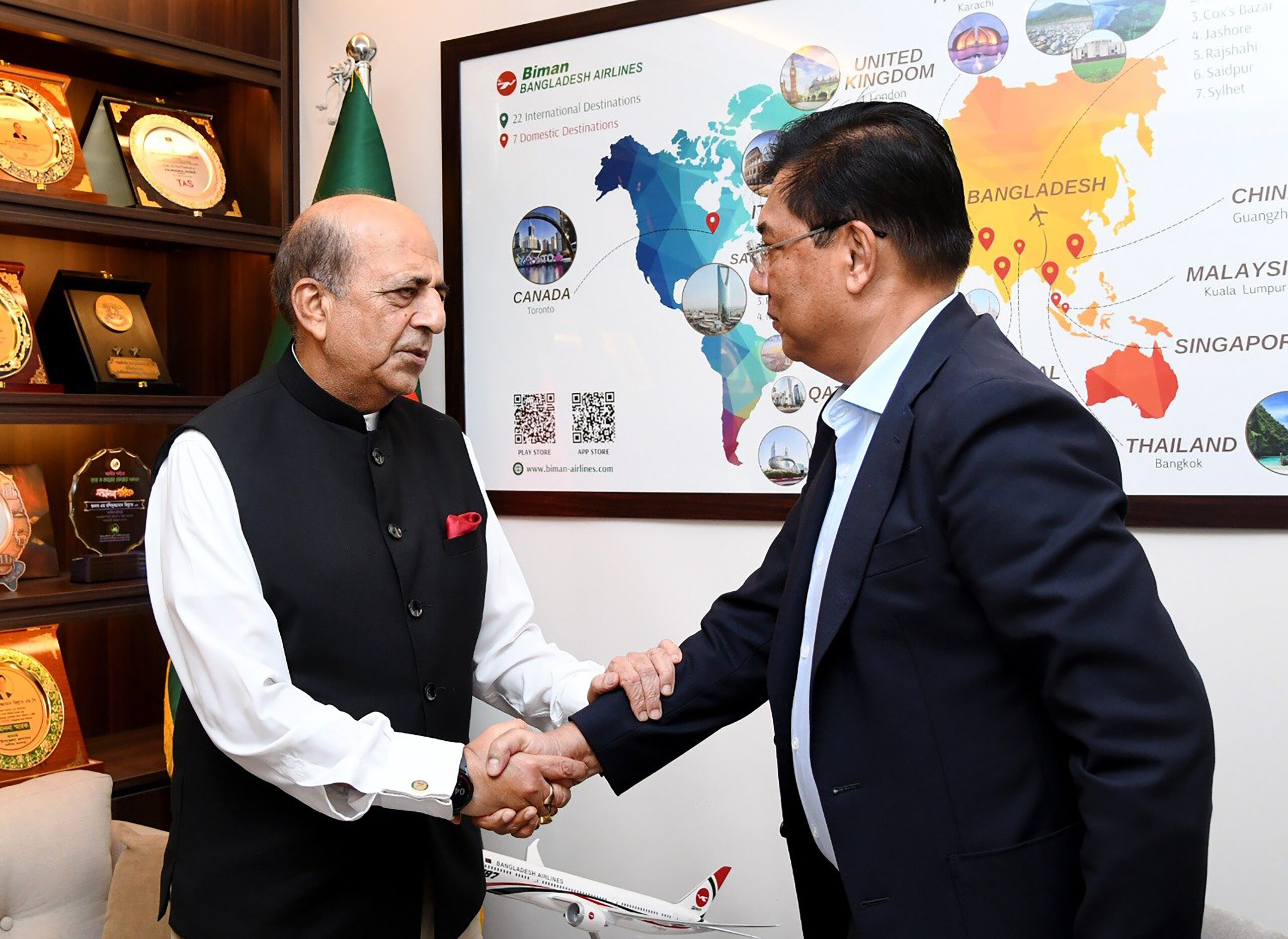Dhaka: High Commissioner Trivedi Meets Bangladesh Civil Aviation Minister #Gallery Dhaka: High Commissioner Trivedi Meets Bangladesh Civil Aviation Minister #Gallery