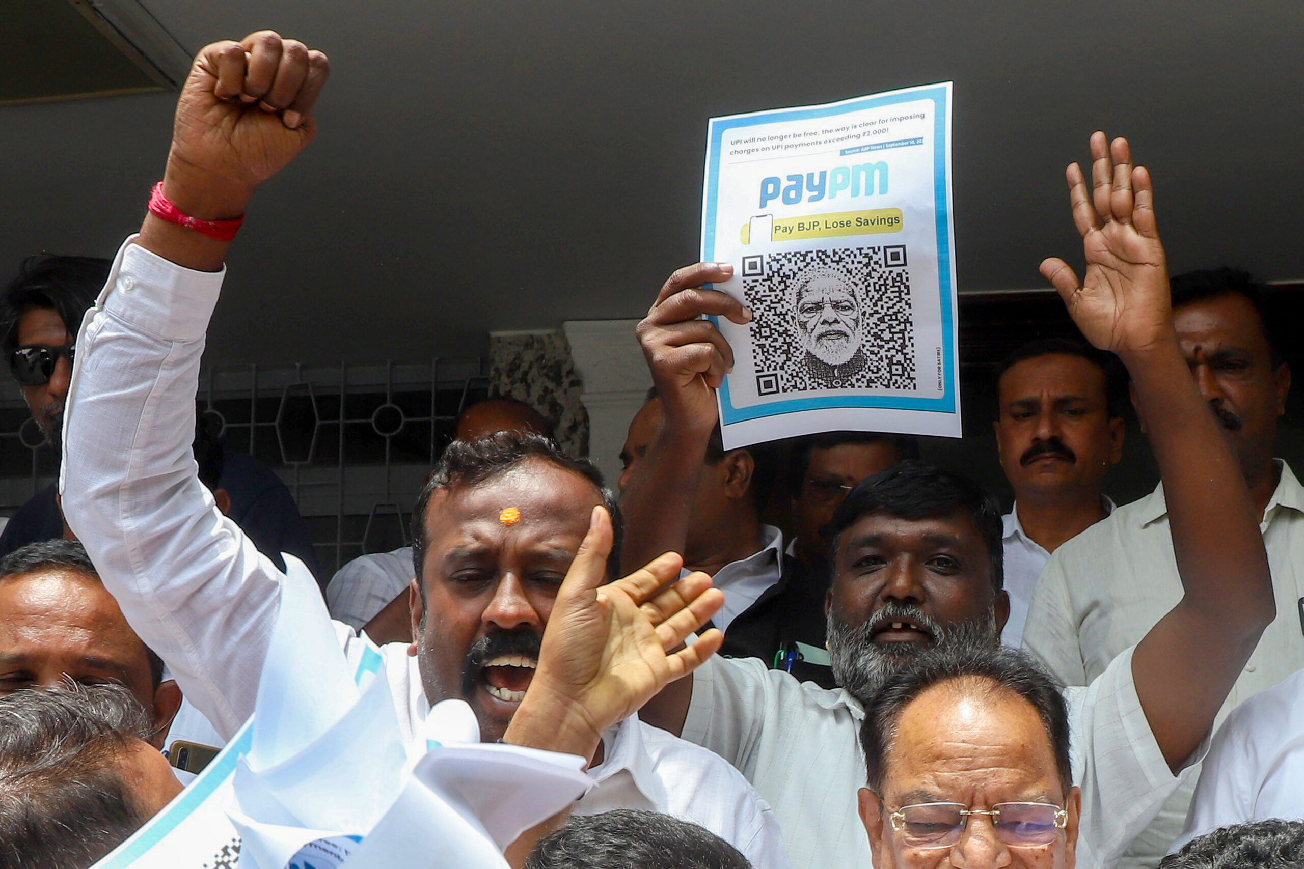 Bengaluru: Congress protest against new UPI transaction charges #Gallery Bengaluru: Congress protest against new UPI transaction charges #Gallery