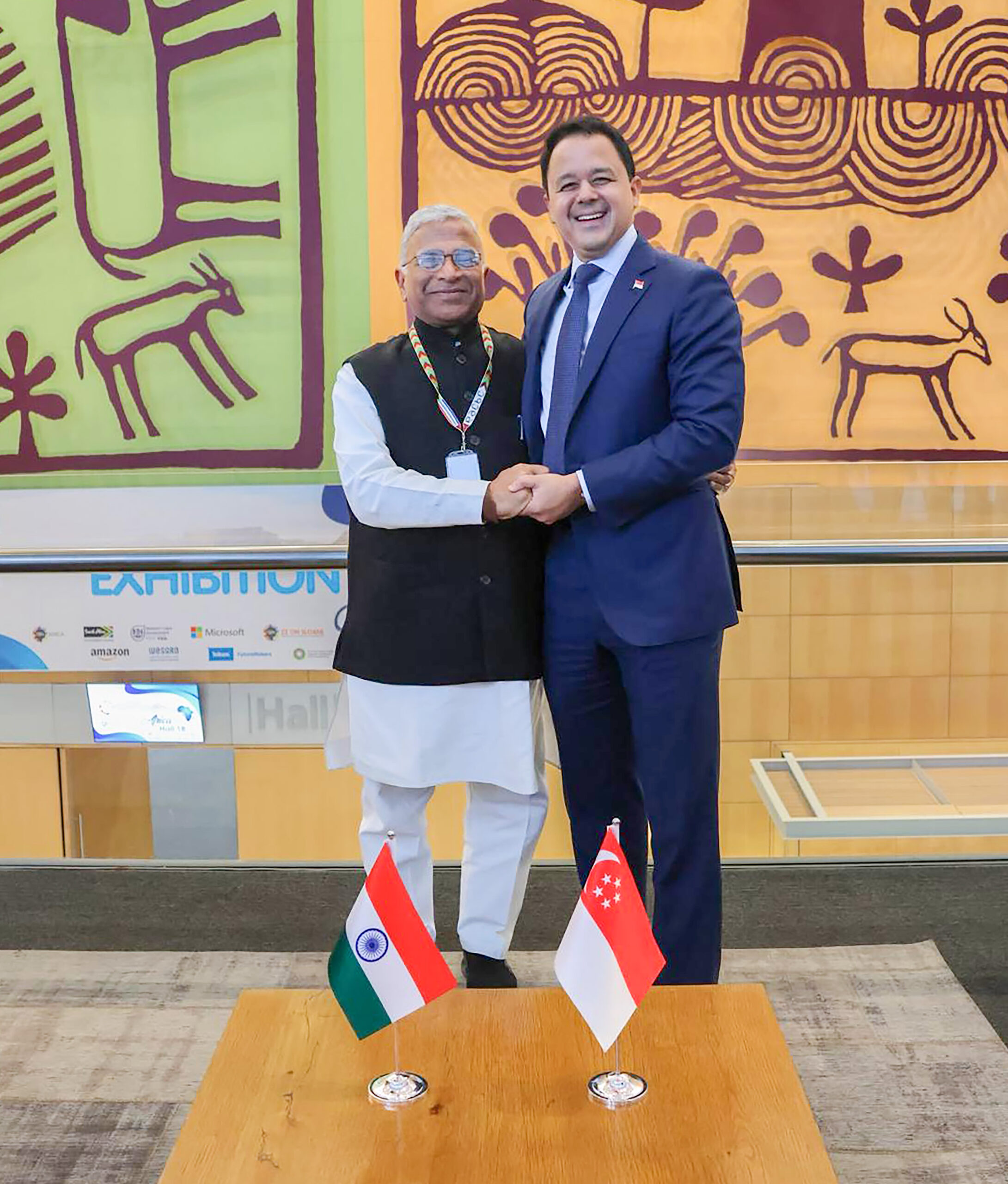 Cape Town: Harivansh Narayan Singh meets Singapore Dy Speaker #Gallery Cape Town: Harivansh Narayan Singh meets Singapore Dy Speaker #Gallery