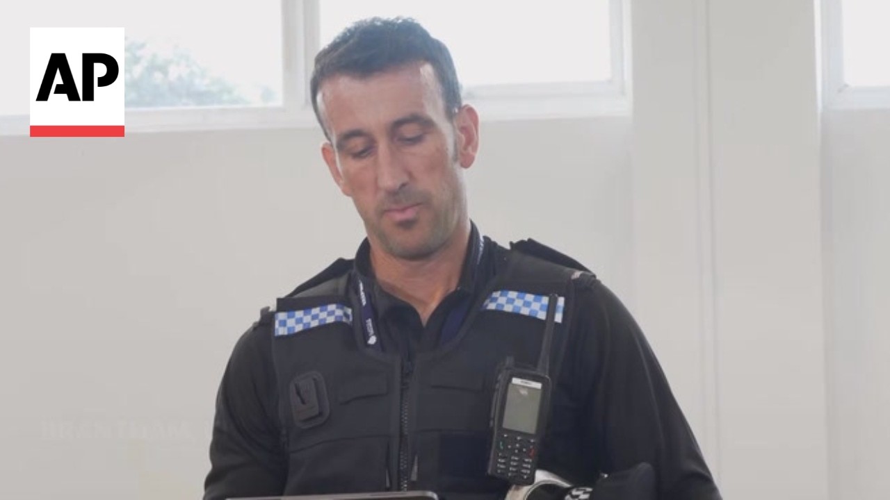 Police find a child's body during search for missing 3 year-old boy in Suffolk (Video) Police find a child's body during search for missing 3 year-old boy in Suffolk (Video)