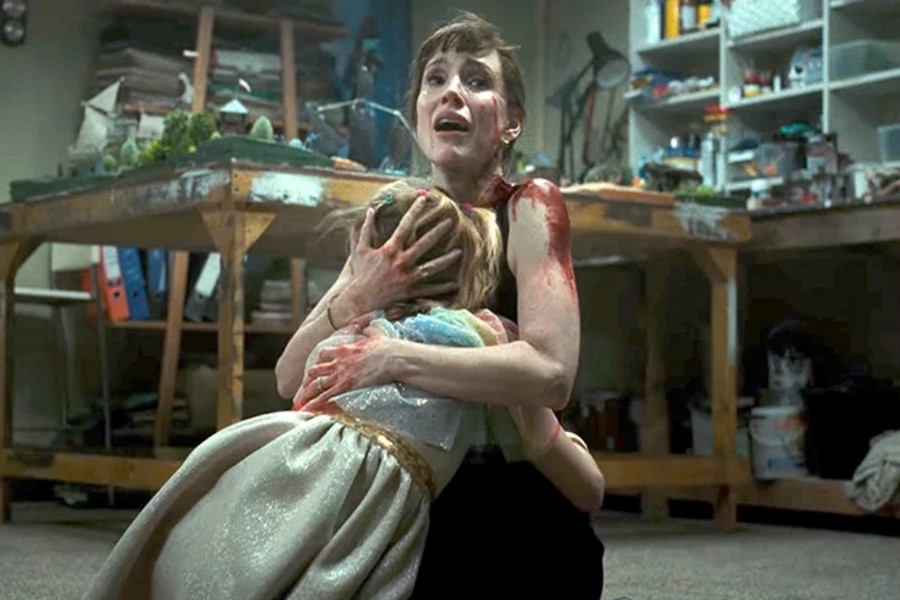 Other Mommy New Trailer Unleashes Jessica Chastain As A Terrifying Doppelganger Other Mommy New Trailer Unleashes Jessica Chastain As A Terrifying Doppelganger