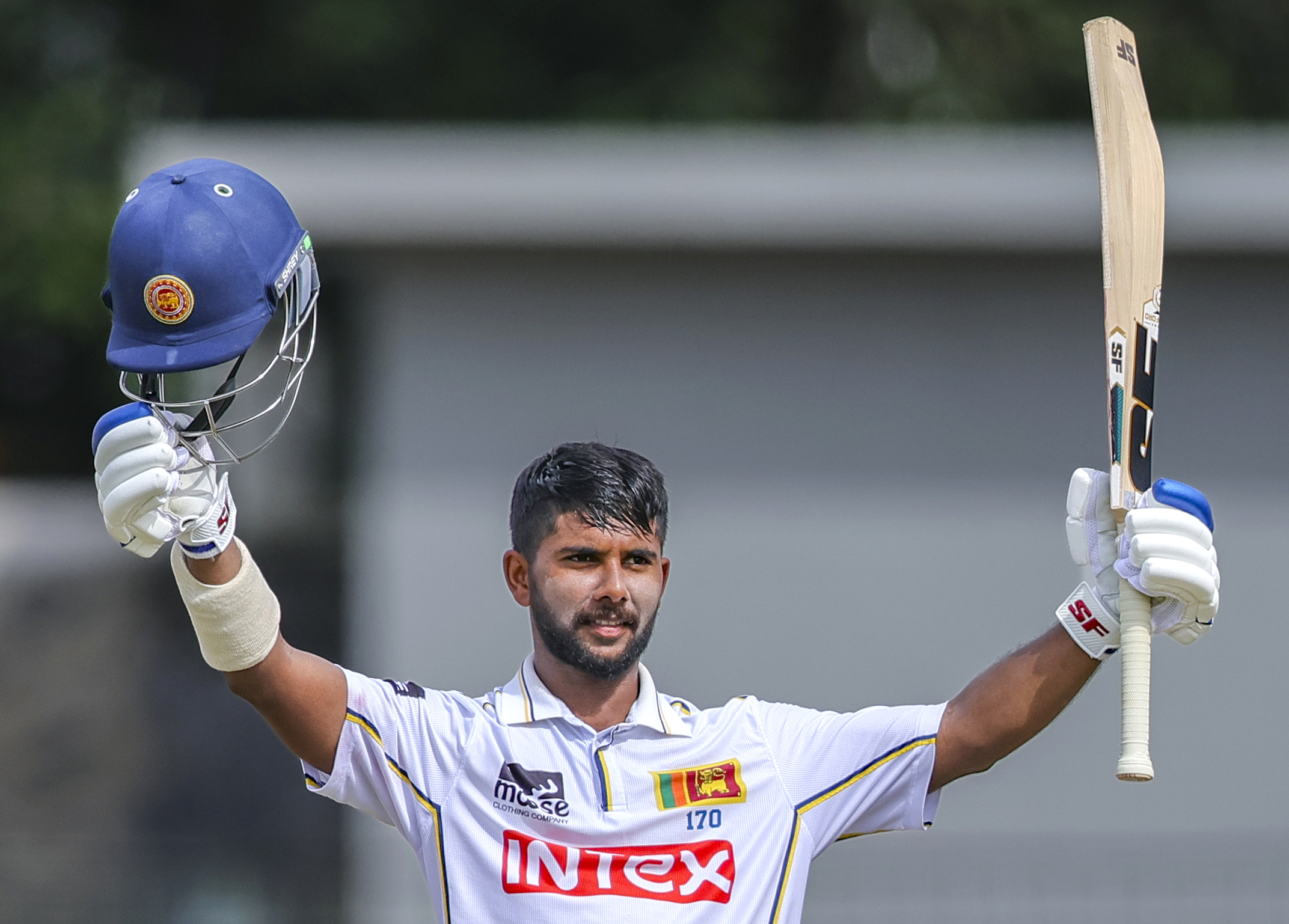 Colombo: Sri Lanka's Sonal Dinusha celebrates his century during the fifth day of the second Test match between India and Sri Lanka at the Sinhalese Sports Club Cricket Ground in Colombo, Sri Lanka, on Wednesday, August 26, 2026. (Photo: IANS/Pratik Koli)