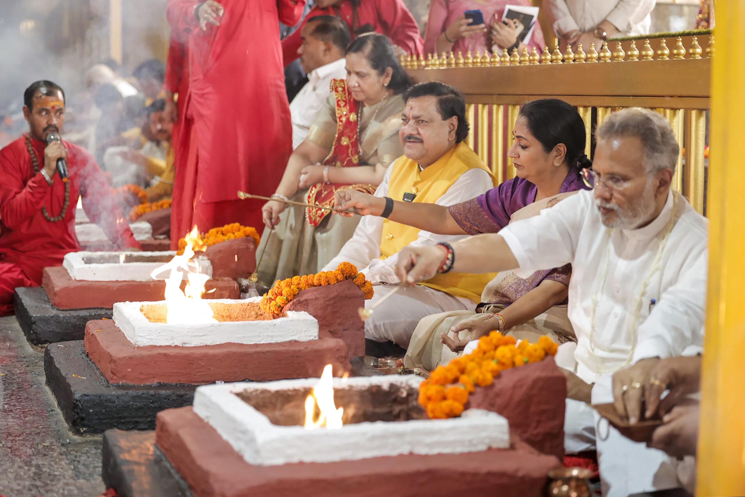 New Delhi: Delhi CM Rekha Gupta performs Havan on PM Modi's birthday #Gallery New Delhi: Delhi CM Rekha Gupta performs Havan on PM Modi's birthday #Gallery