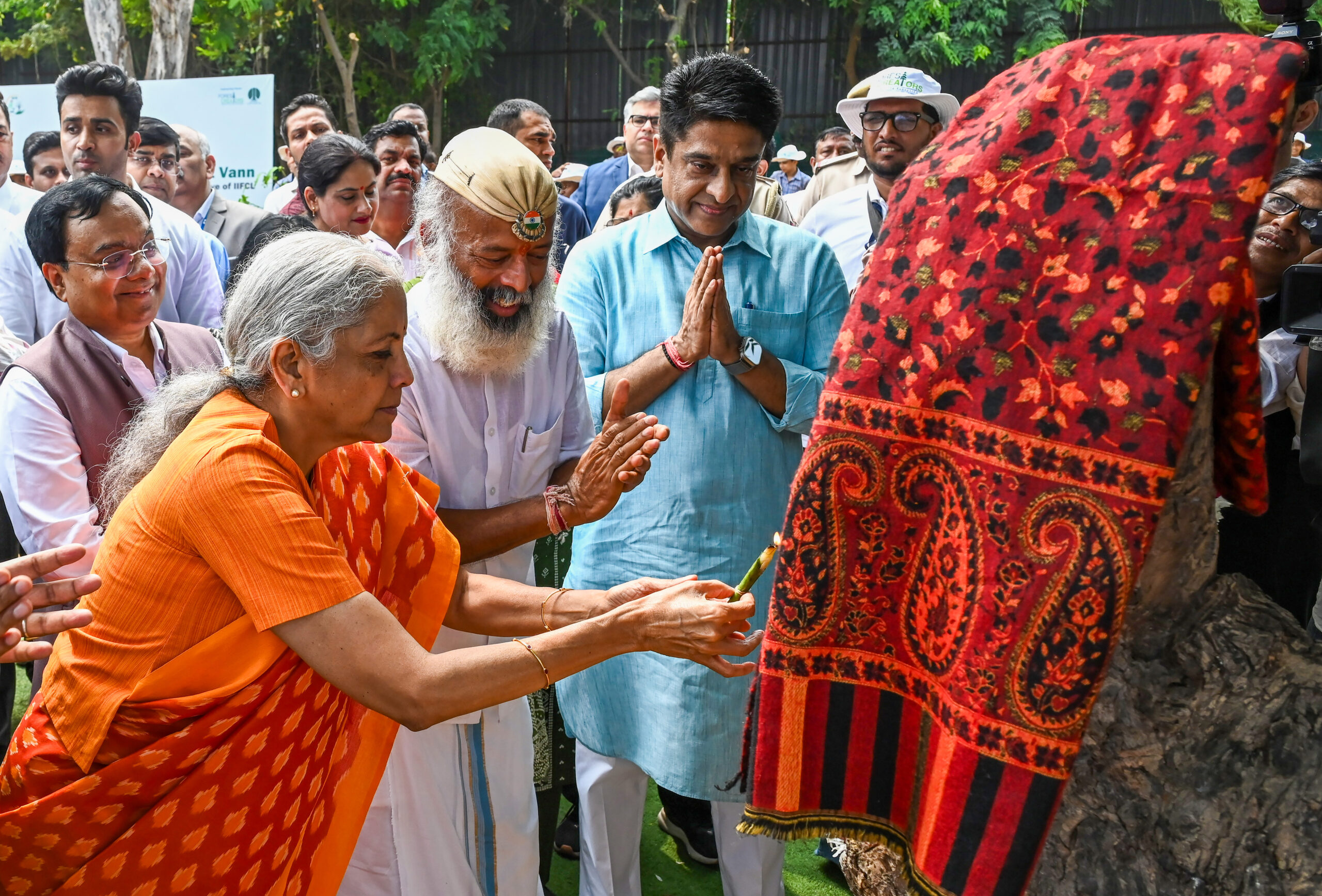 New Delhi: Union Finance Minister Nirmala Sitharaman performs a traditional ritual around a tree during the Bharat Vann plantation drive after its inauguration at Lodhi Colony Park in New Delhi on Thursday, September 17, 2026. (Photo: IANS/Deepak Kumar)