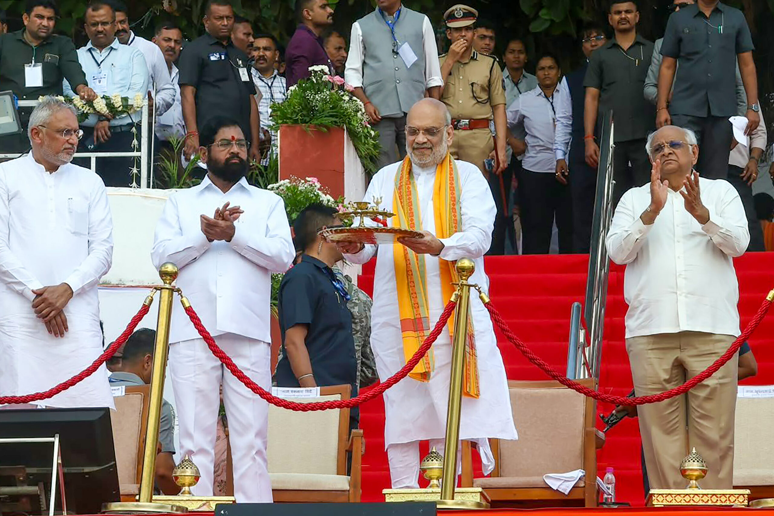Vadnagar: Amit Shah participates in Seva Sankalp Abhiyan Seva Yatra #Gallery Vadnagar: Amit Shah participates in Seva Sankalp Abhiyan Seva Yatra #Gallery