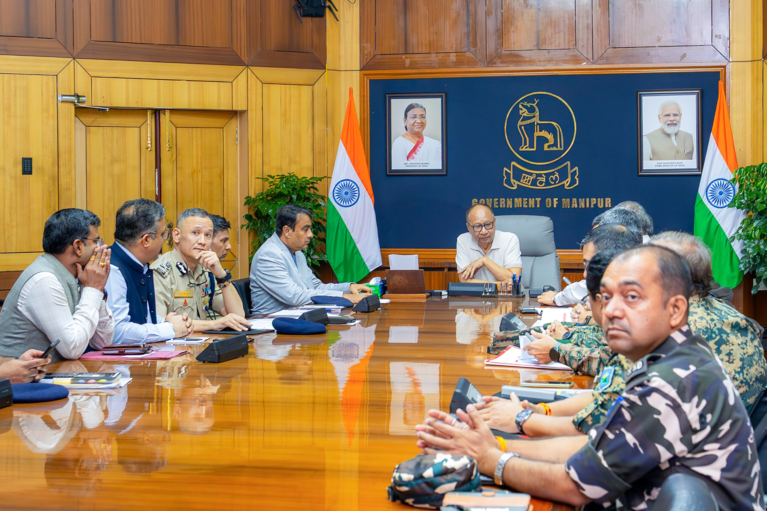 Imphal: Manipur CM Holds Security Coordination Meeting #Gallery Imphal: Manipur CM Holds Security Coordination Meeting #Gallery