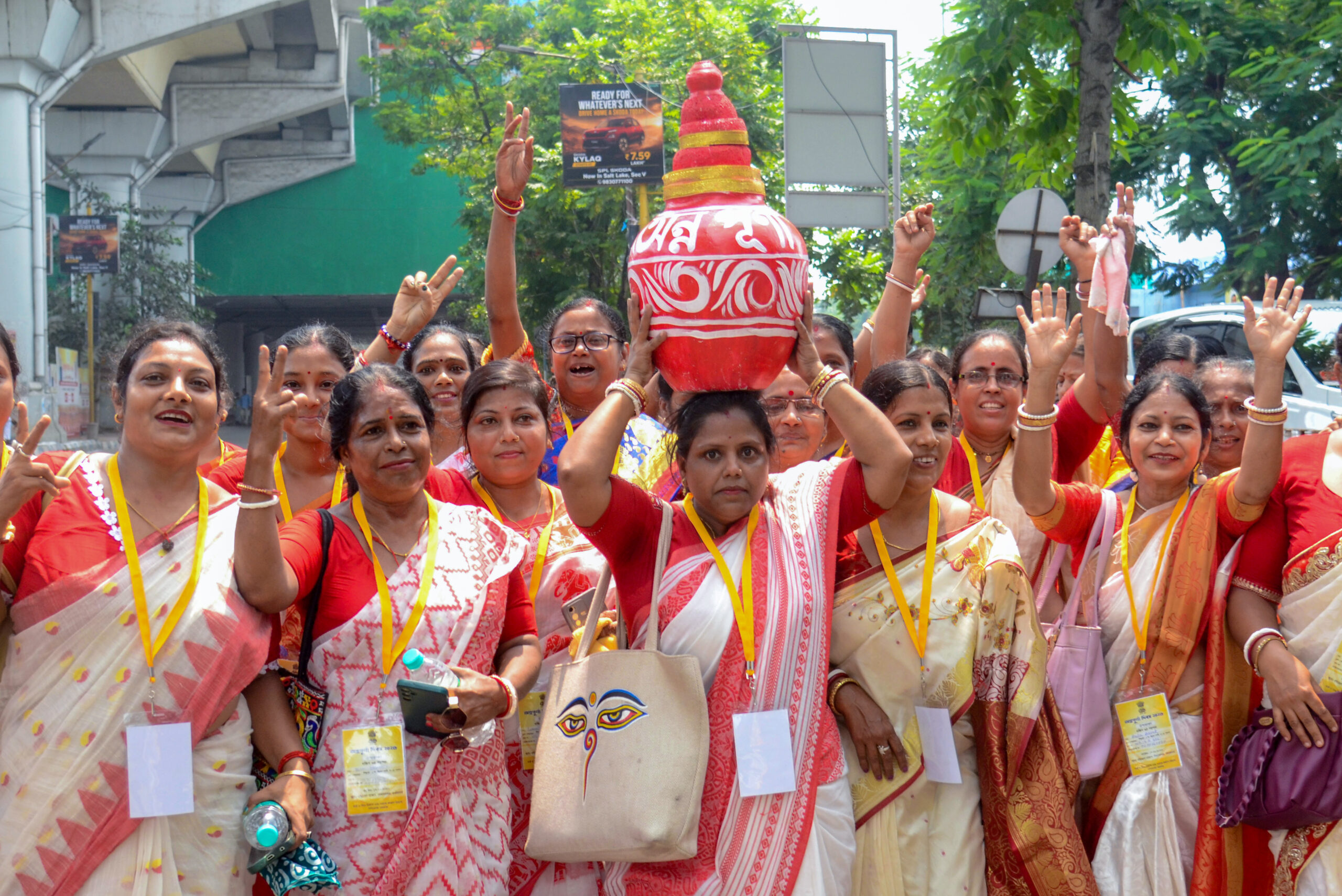 Kolkata: Annapurna Diwas observes on PM Modi's birthday #Gallery Kolkata: Annapurna Diwas observes on PM Modi's birthday #Gallery