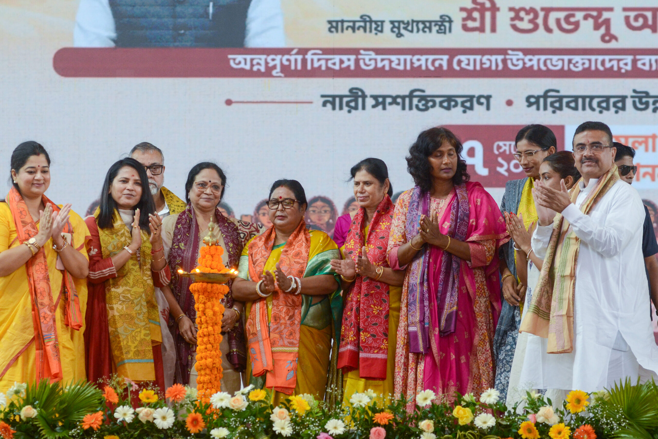 Kolkata: Annapurna Diwas observes on PM Modi's birthday #Gallery Kolkata: Annapurna Diwas observes on PM Modi's birthday #Gallery