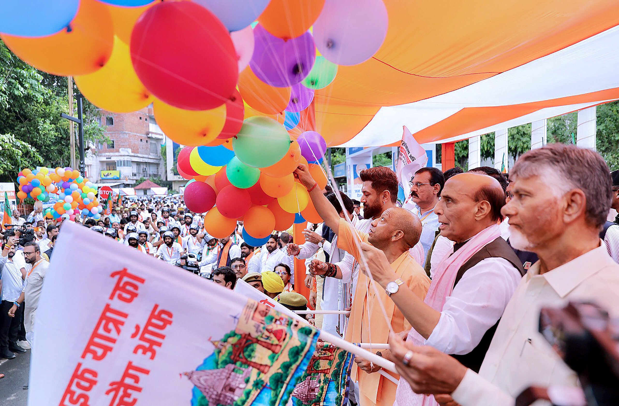 Varanasi: Seva Sankalp Bike Yatra - #Gallery Varanasi: Seva Sankalp Bike Yatra - #Gallery
