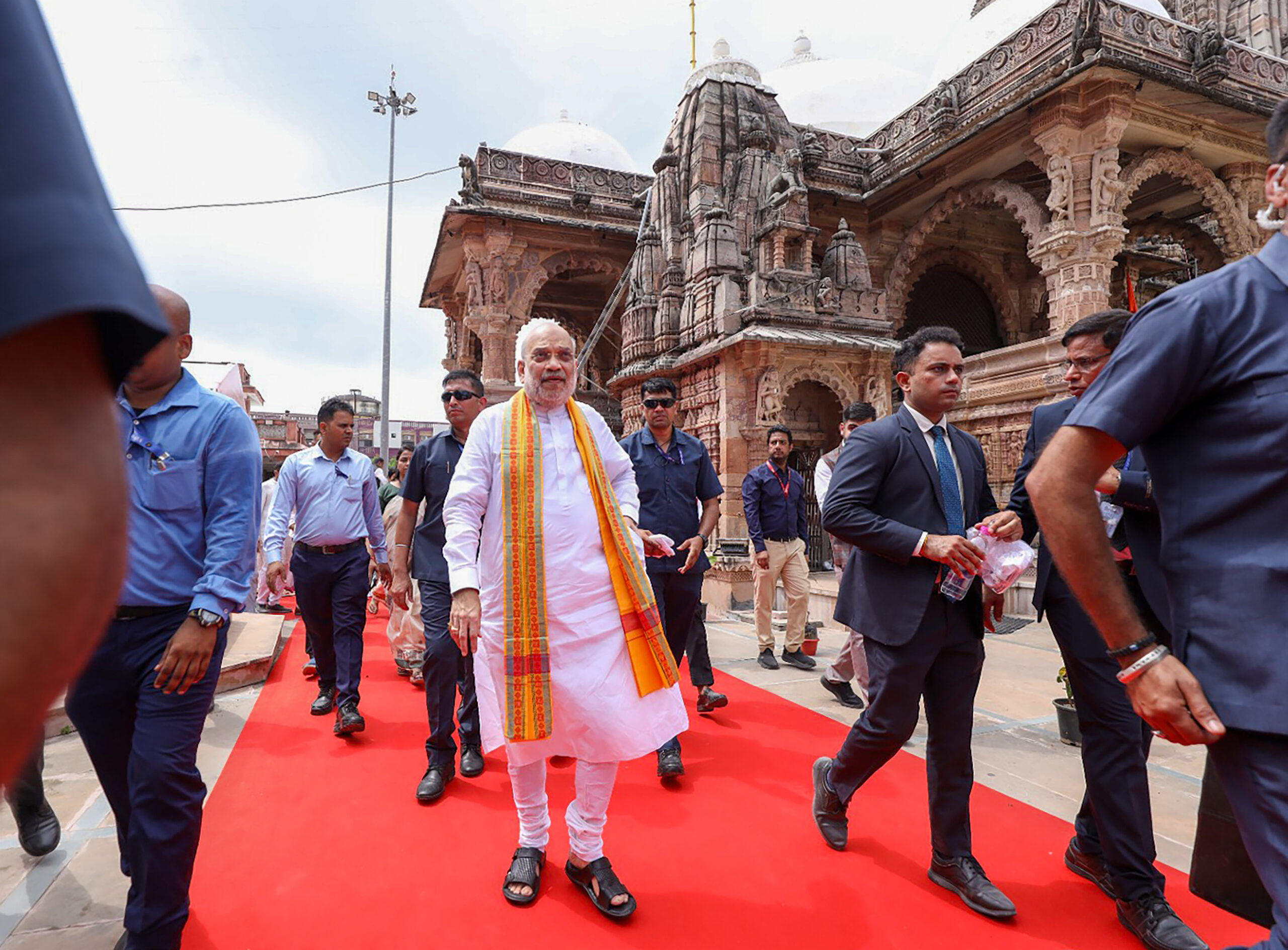 Vadnagar: Amit Shah offers prayers at Hatkeshwar Mahadev Temple #Gallery Vadnagar: Amit Shah offers prayers at Hatkeshwar Mahadev Temple #Gallery