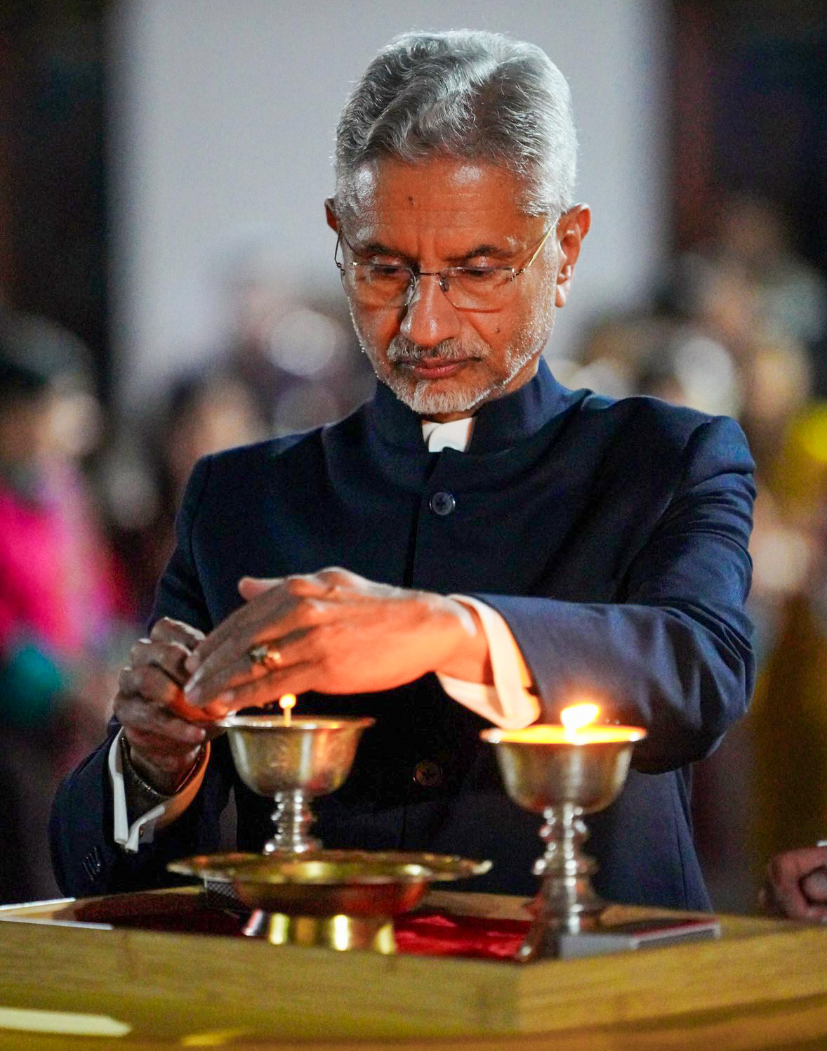 Thimphu: ‘Aashirvaad Ka Diya’ lit at Tashichho Dzong on PM Modi’s birthday #Gallery Thimphu: ‘Aashirvaad Ka Diya’ lit at Tashichho Dzong on PM Modi’s birthday #Gallery