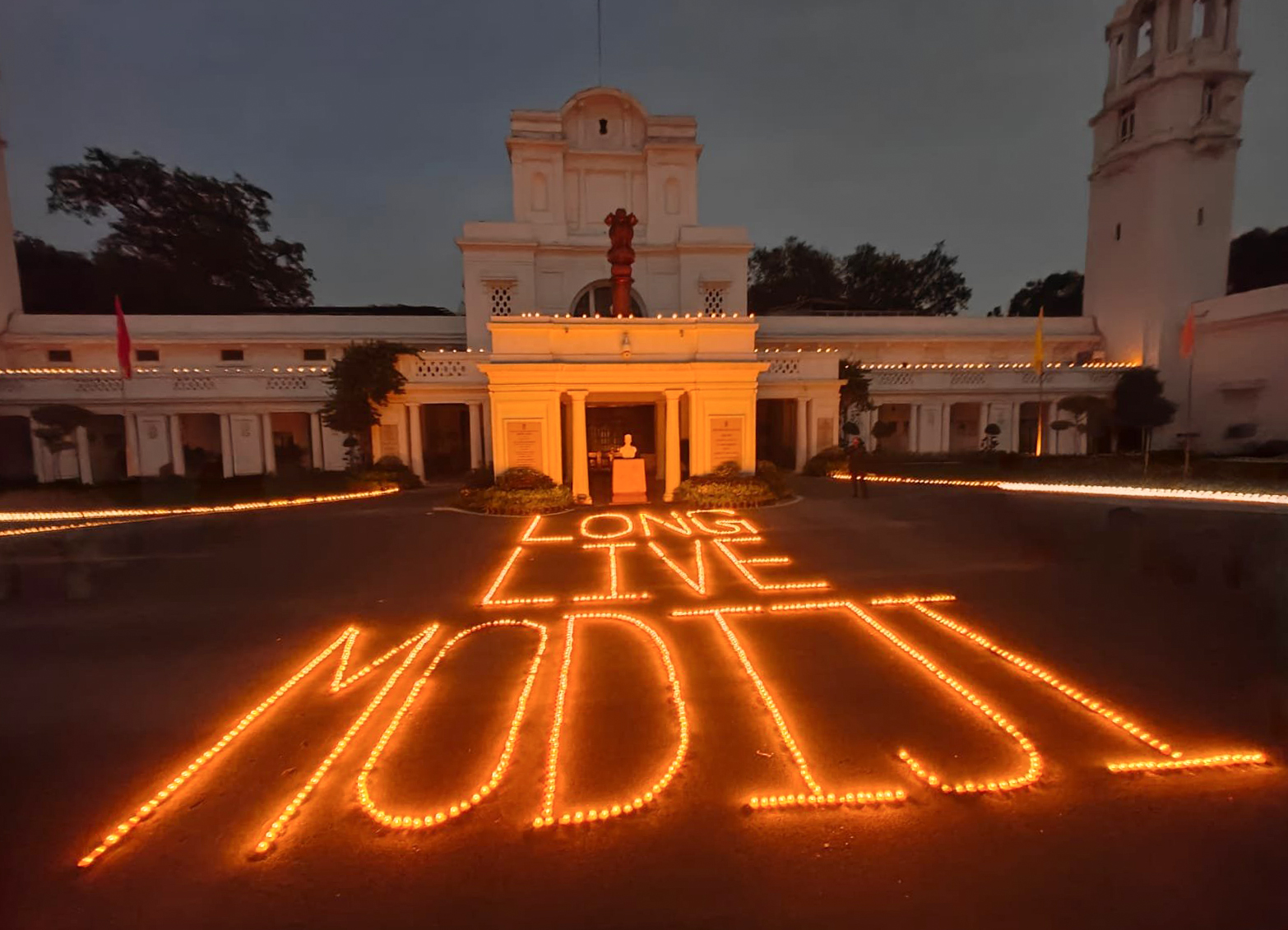New Delhi: ‘Aashirwad Ka Diya’ lit at Delhi Assembly on PM Modi’s birthday #Gallery New Delhi: ‘Aashirwad Ka Diya’ lit at Delhi Assembly on PM Modi’s birthday #Gallery