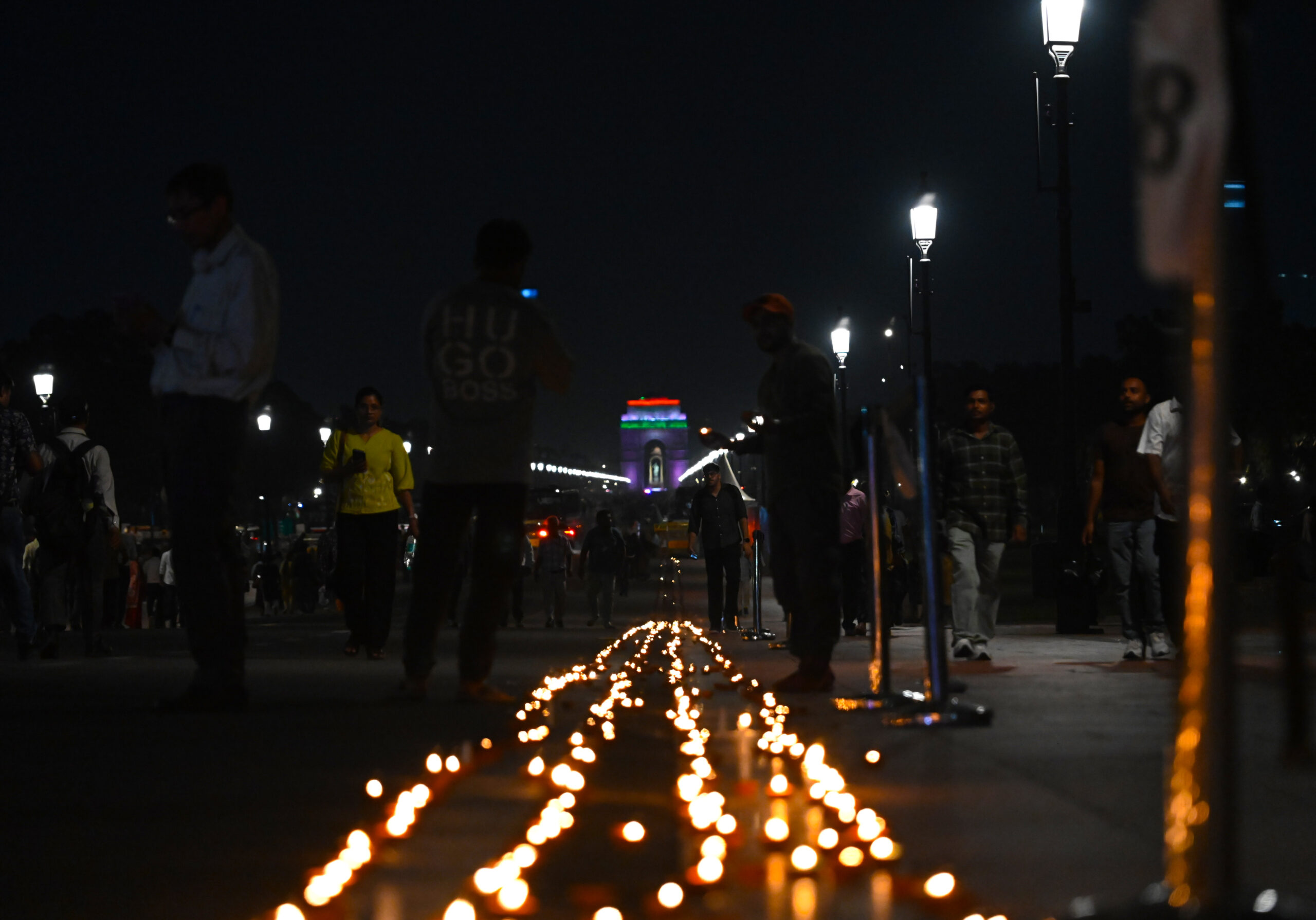New Delhi: Mega diya lighting event on PM’s birthday #Gallery New Delhi: Mega diya lighting event on PM’s birthday #Gallery