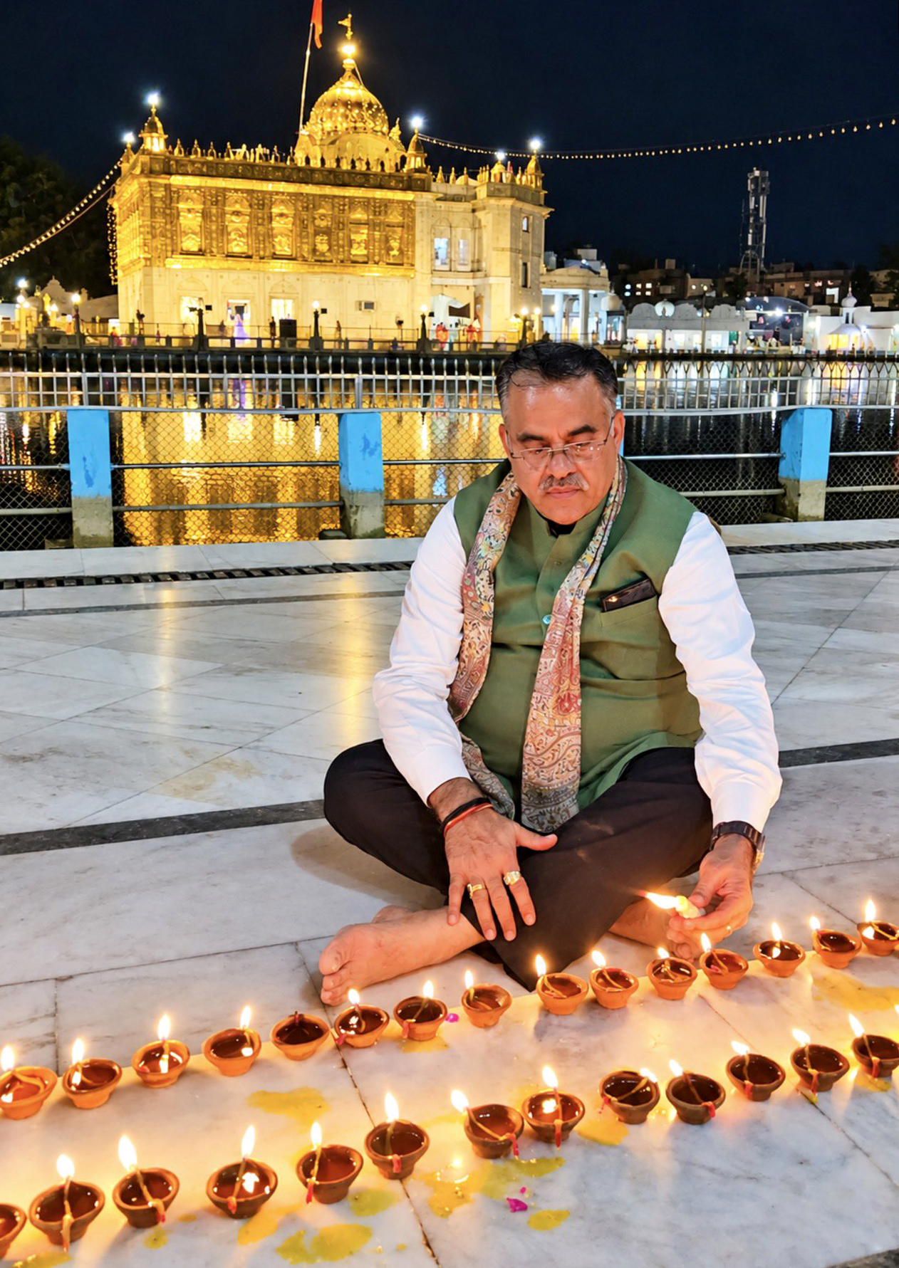 Amritsar: Tarun Chugh lights ‘Aashirwad Ka Diya’ on PM Modi’s birthday #Gallery Amritsar: Tarun Chugh lights ‘Aashirwad Ka Diya’ on PM Modi’s birthday #Gallery
