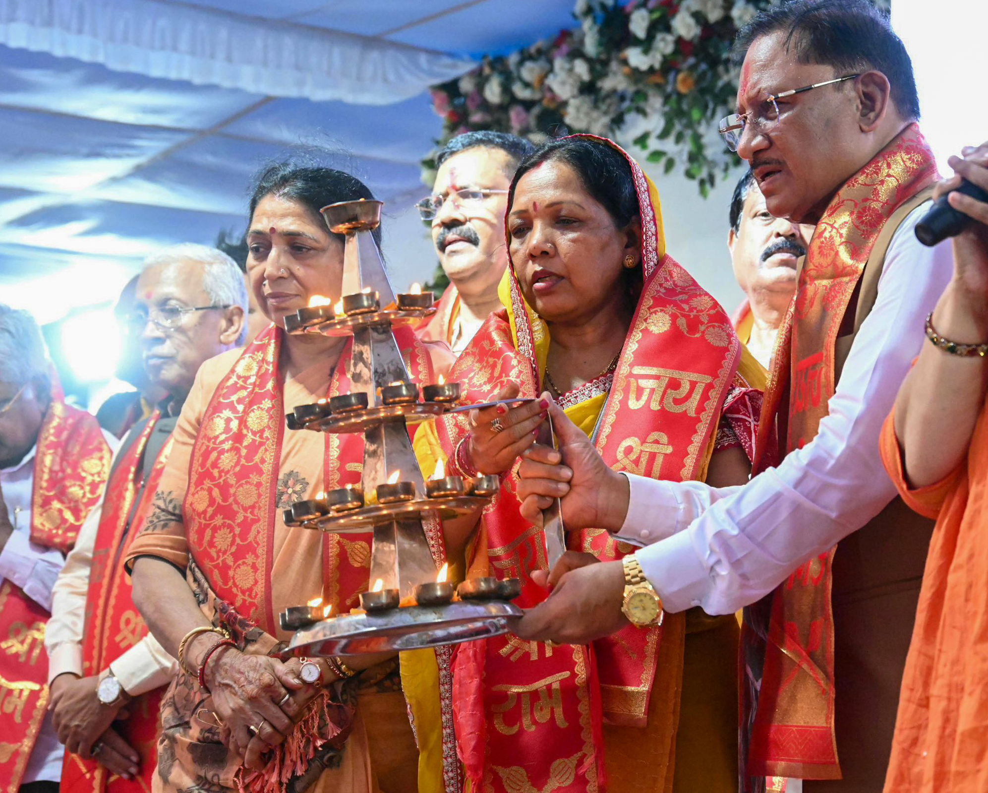 Raipur: Vishnu Deo Sai participates in Maha Aarti on PM Modi’s birthday #Gallery Raipur: Vishnu Deo Sai participates in Maha Aarti on PM Modi’s birthday #Gallery