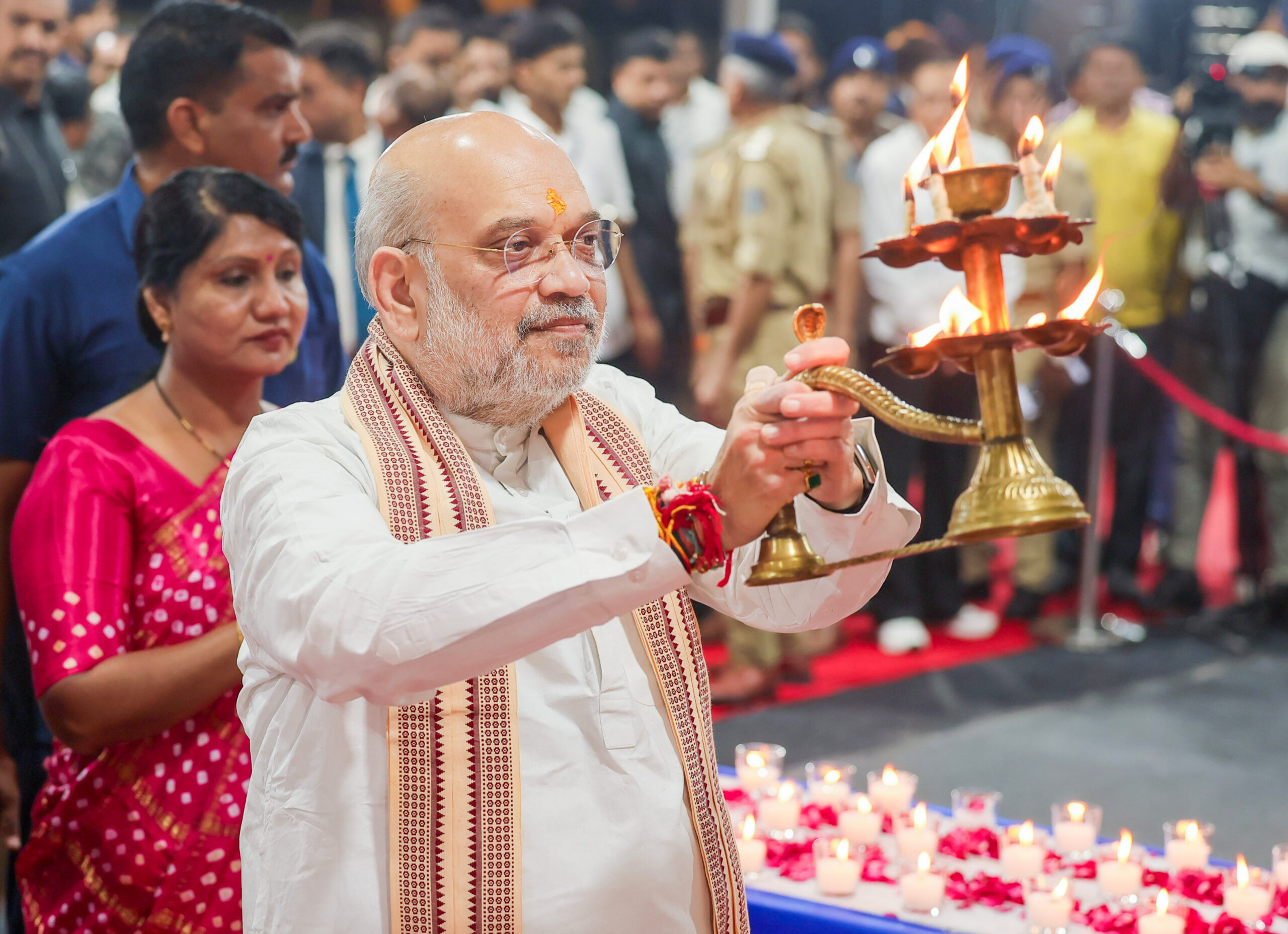 Ahmedabad: Amit Shah lights ‘Aashirwad Ka Diya’ at Kankaria Lake #Gallery Ahmedabad: Amit Shah lights ‘Aashirwad Ka Diya’ at Kankaria Lake #Gallery
