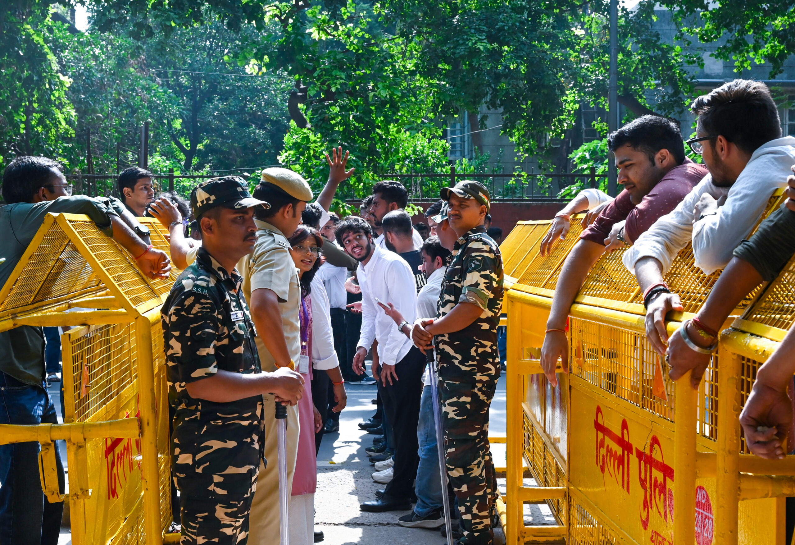 New Delhi: Voting underway for DUSU election #Gallery New Delhi: Voting underway for DUSU election #Gallery