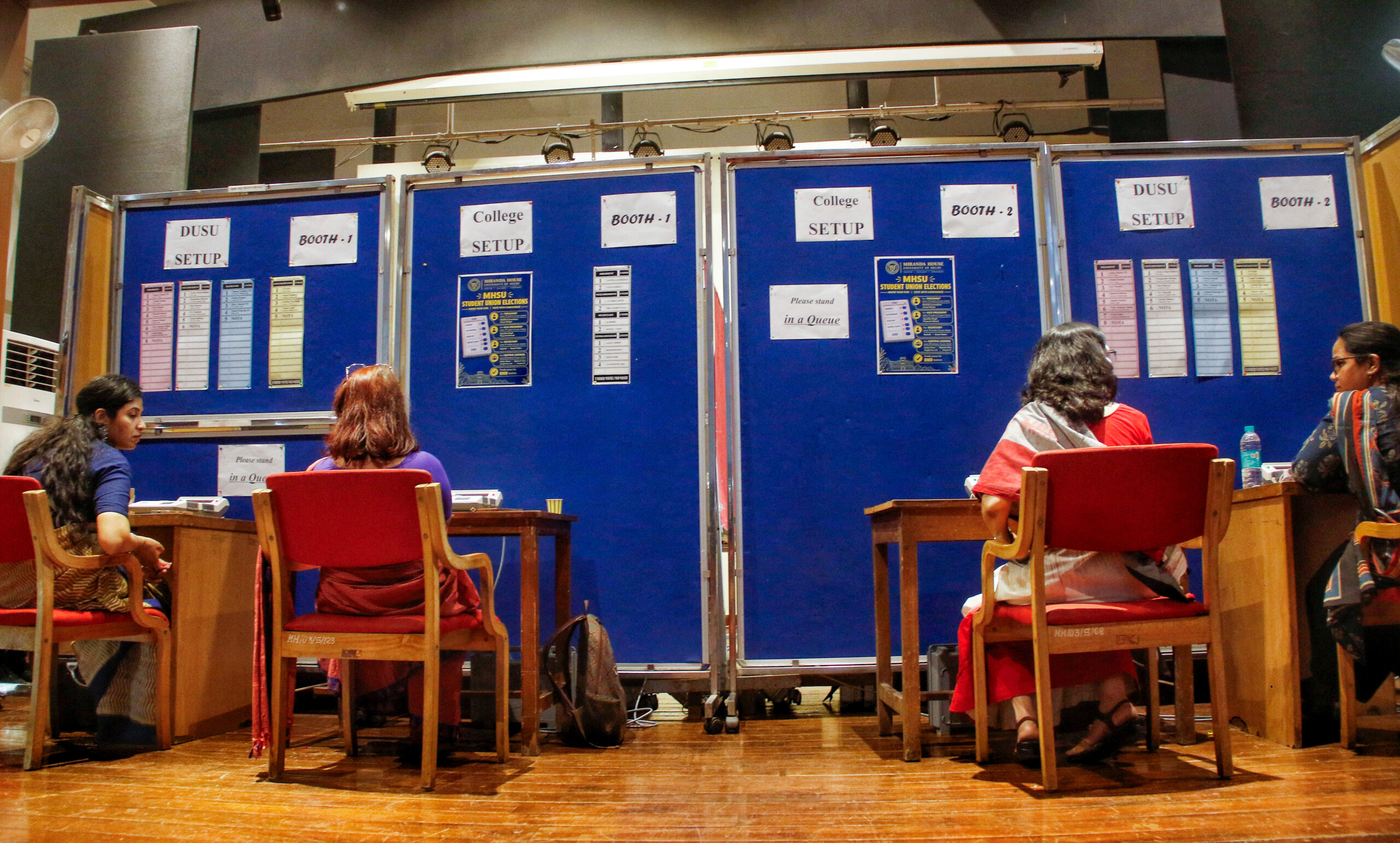 New Delhi: Voting underway for DUSU election #Gallery New Delhi: Voting underway for DUSU election #Gallery