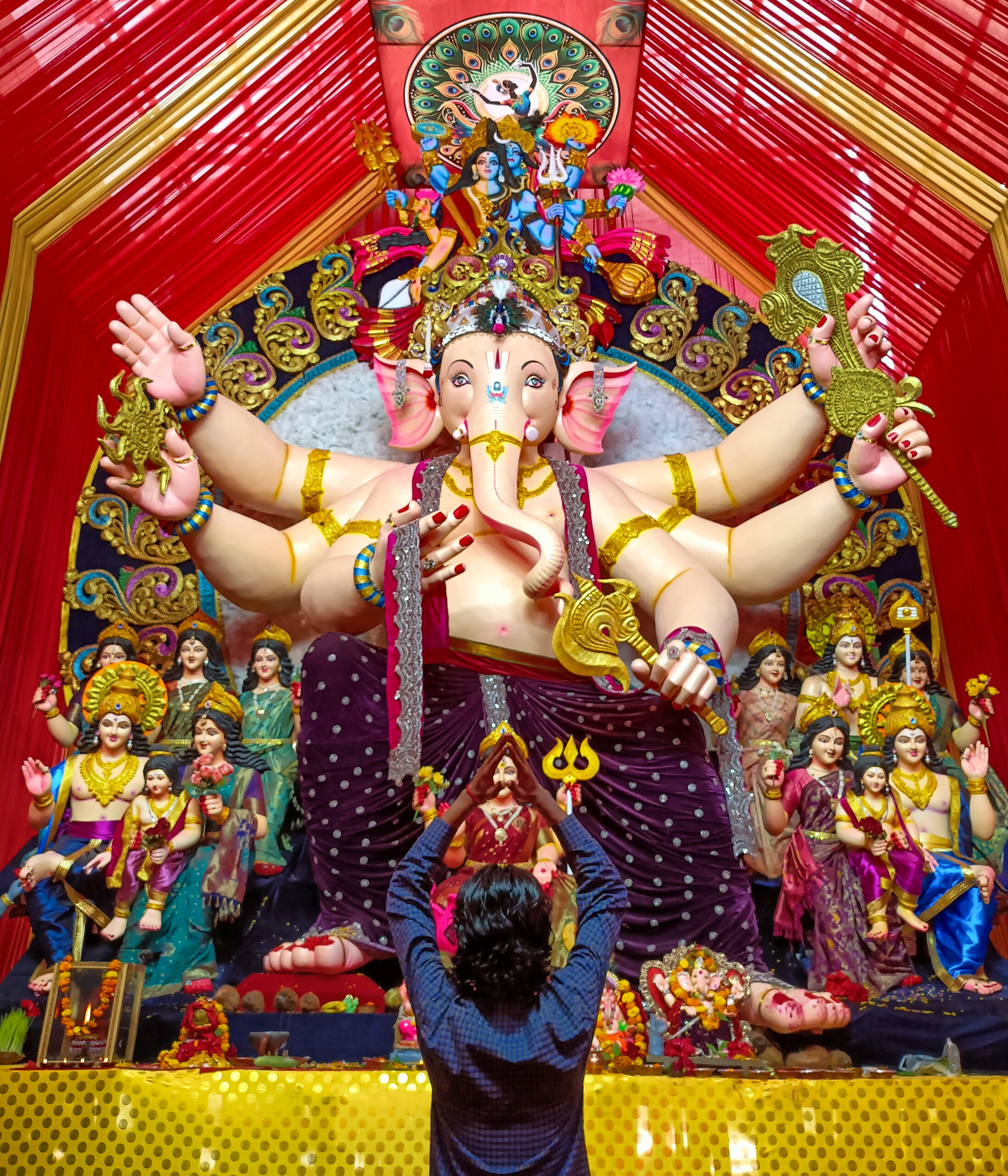 Bastar: Devotees offer prayers to Lord Ganesha #Gallery Bastar: Devotees offer prayers to Lord Ganesha #Gallery