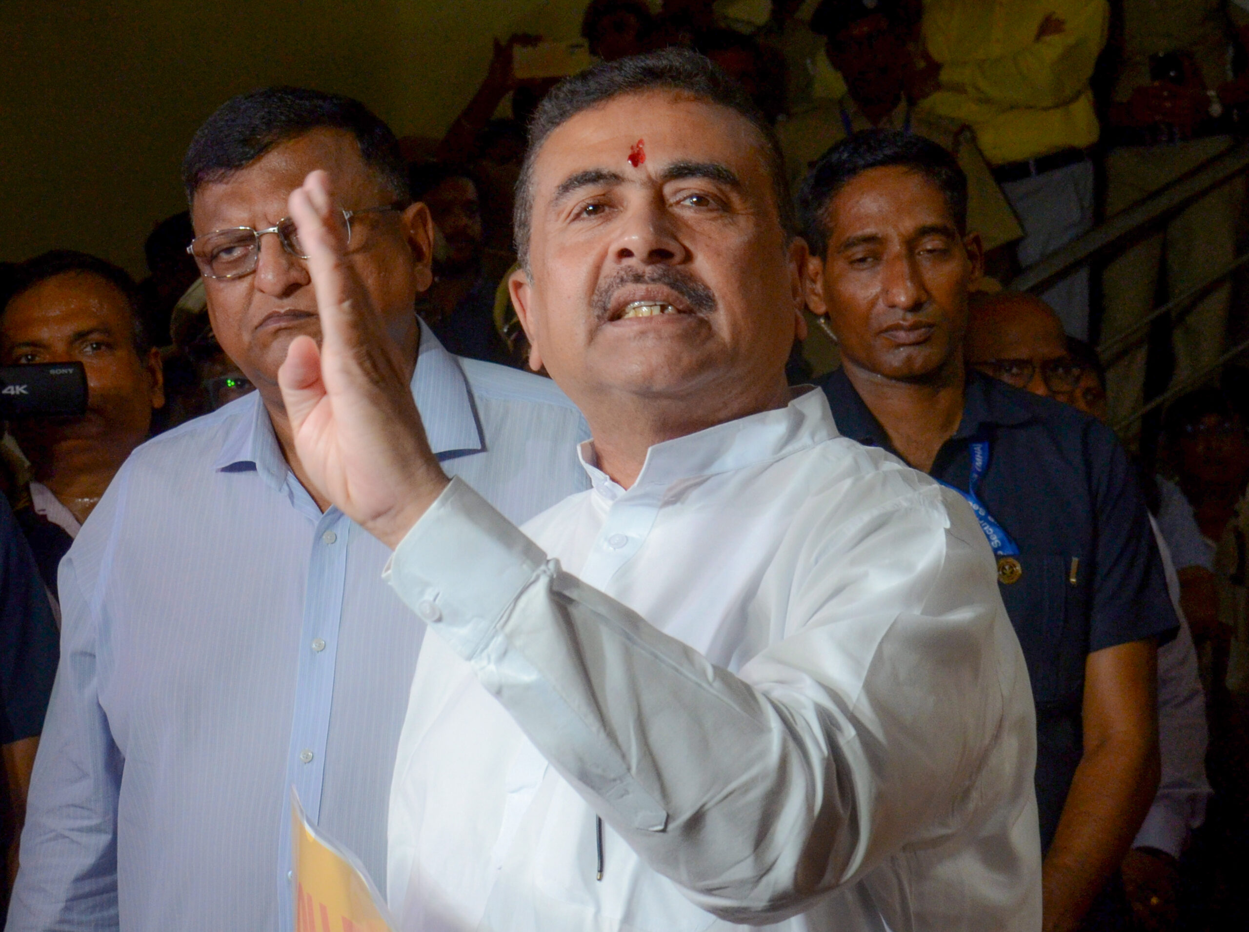 Kolkata: Suvendu Adhikari inaugurates new traffic control room #Gallery Kolkata: Suvendu Adhikari inaugurates new traffic control room #Gallery