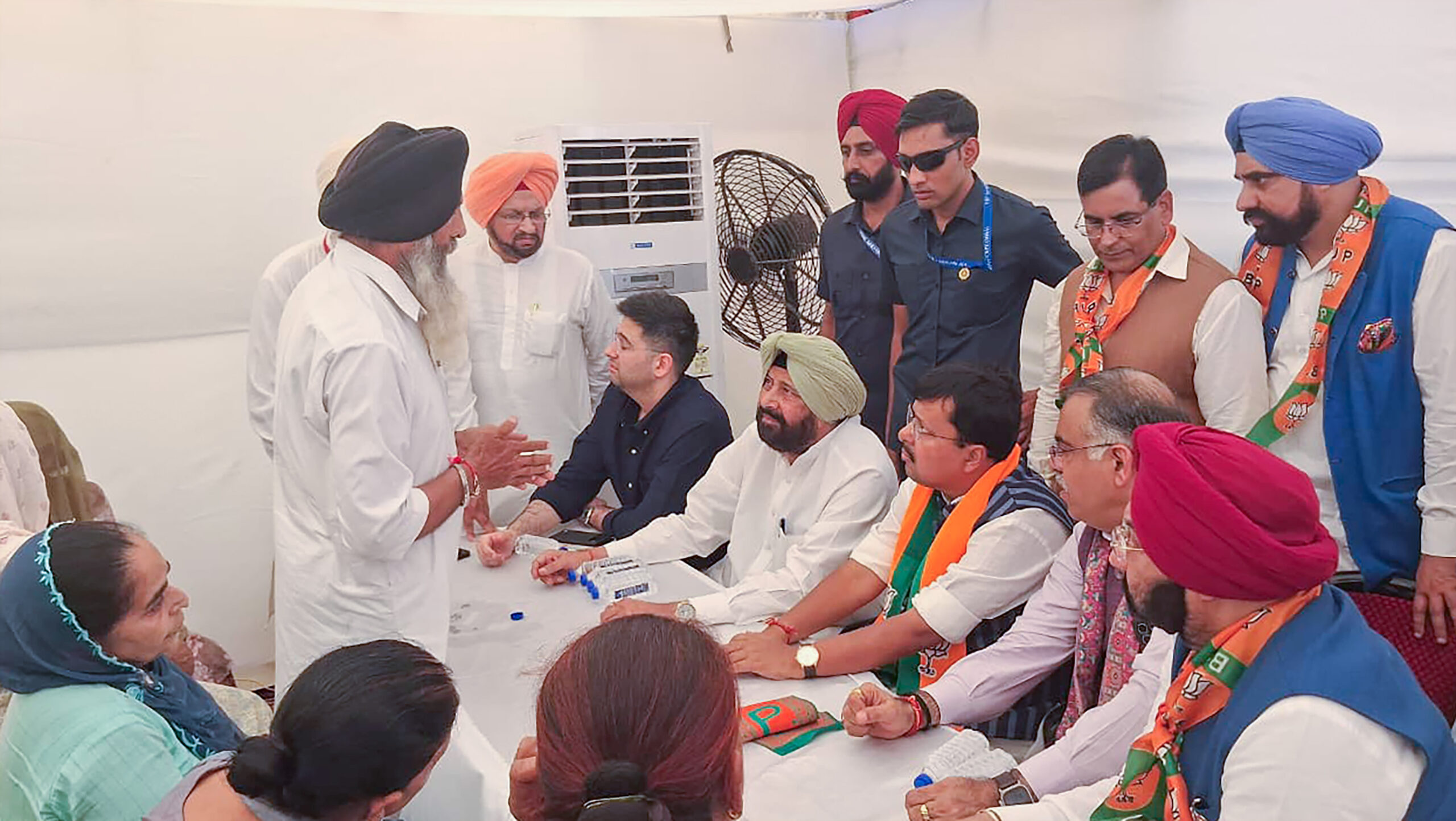 Pathankot: Nitin Nabin interacts with families affected by drug abuse #Gallery Pathankot: Nitin Nabin interacts with families affected by drug abuse #Gallery