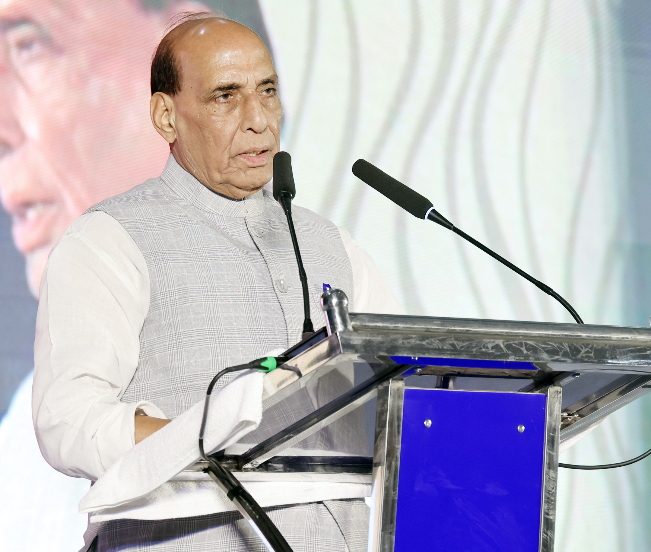 Kochi: Rajnath Singh inaugurates Ramayana conclave #Gallery Kochi: Rajnath Singh inaugurates Ramayana conclave #Gallery
