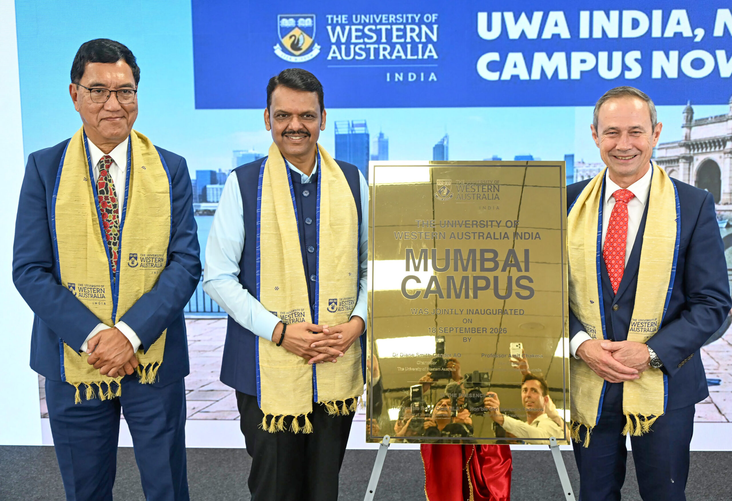 Mumbai: Devendra Fadnavis inaugurates University of Western Australia campus #Gallery Mumbai: Devendra Fadnavis inaugurates University of Western Australia campus #Gallery