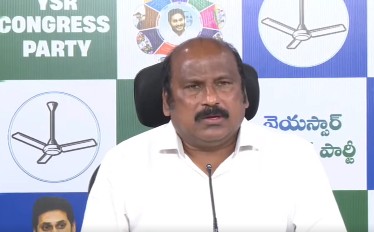 YSRCP leader dares Andhra minister Lokesh for debate on irregularities in Mega DSC YSRCP leader dares Andhra minister Lokesh for debate on irregularities in Mega DSC