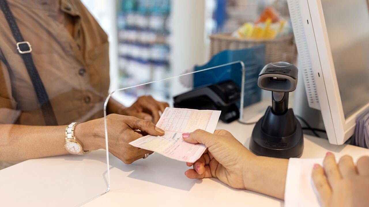 1 in 3 Americans with health insurance have medical debt, survey finds (Video) 1 in 3 Americans with health insurance have medical debt, survey finds (Video)