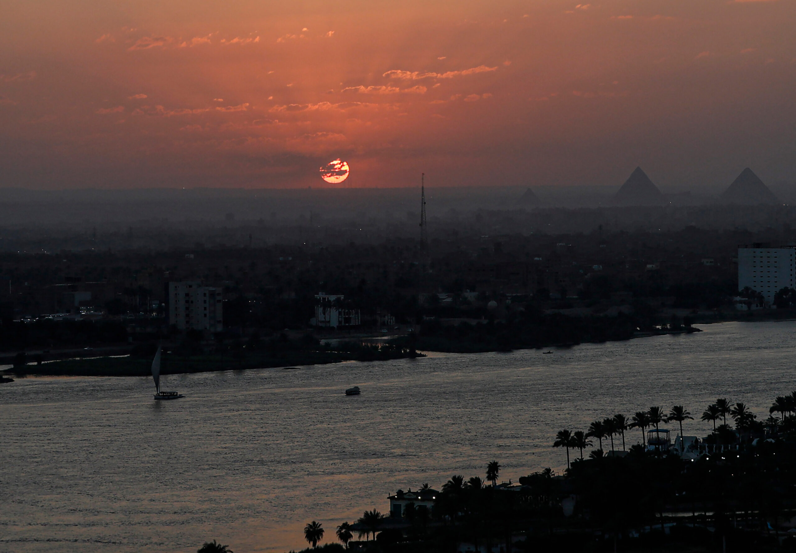 Cairo: Giza Pyramids at sunset #Gallery Cairo: Giza Pyramids at sunset #Gallery