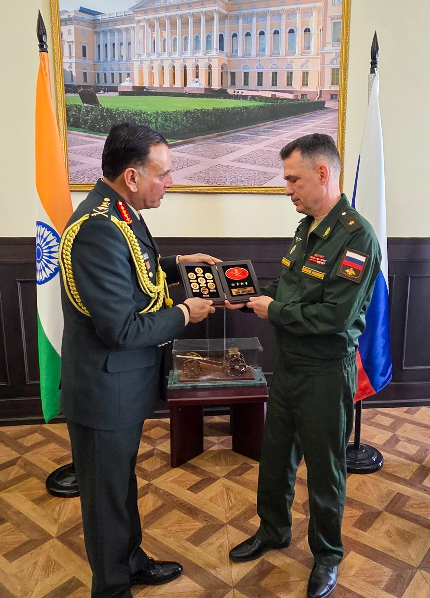 St. Petersburg: General Dhiraj Seth visits Mikhailovskaya Military Artillery Academy #Gallery St. Petersburg: General Dhiraj Seth visits Mikhailovskaya Military Artillery Academy #Gallery