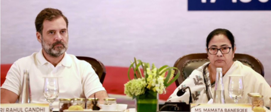 Cong not to forge alliance with Trinamool Congress despite backing Mamata faction on symbol row Cong not to forge alliance with Trinamool Congress despite backing Mamata faction on symbol row