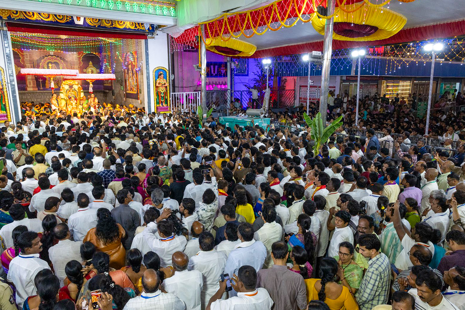 Tirumala: Devotees offer prayers during Garuda Seva, the main event of the annual Brahmotsavam festival, at Tirumala in Tirupati district of Andhra Pradesh on Saturday, September 19, 2026. (Photo: IANS)