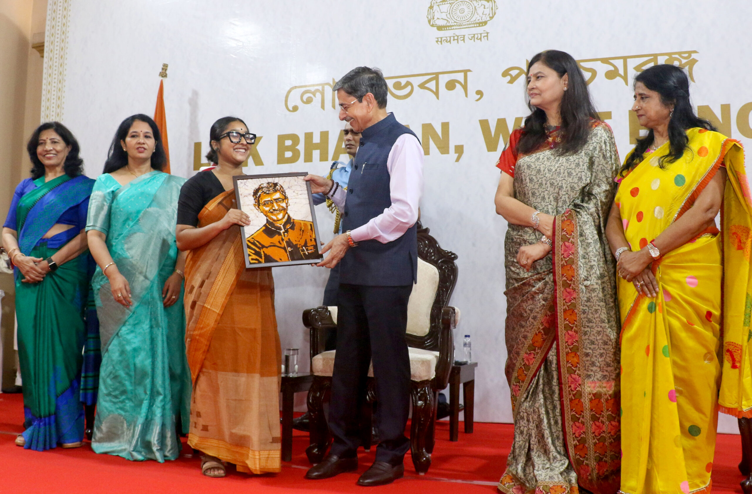 Kolkata: Governor R. N. Ravi attends Womenpreneur Summit #Gallery Kolkata: Governor R. N. Ravi attends Womenpreneur Summit #Gallery
