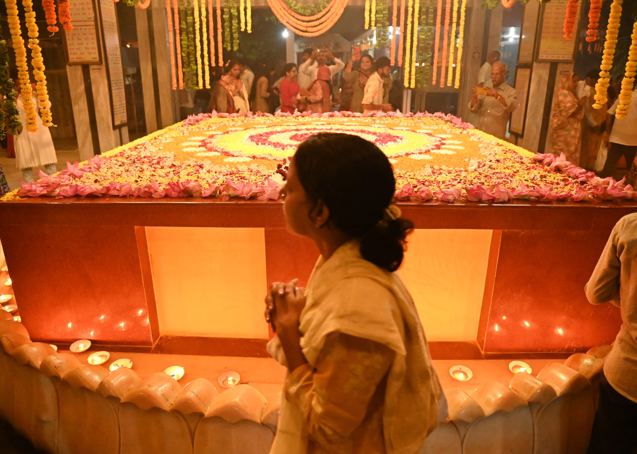 Gorakhpur: Devotees offer prayers on Radha Ashtami #Gallery Gorakhpur: Devotees offer prayers on Radha Ashtami #Gallery