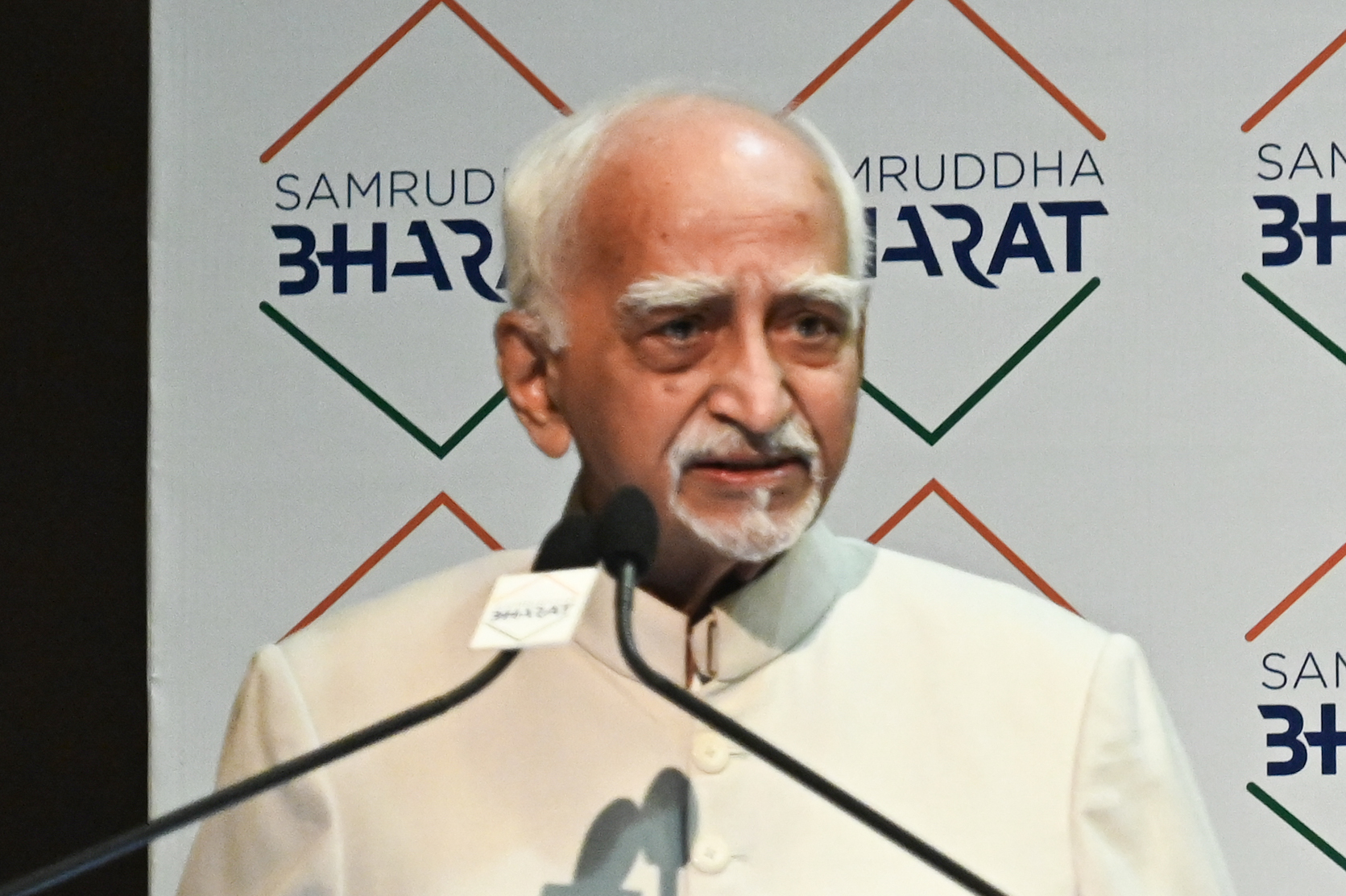Hamid Ansari's 'Hindu communalism' trigger row; VHP, Imam body 'strongly condemn' ex-VP Hamid Ansari's 'Hindu communalism' trigger row; VHP, Imam body 'strongly condemn' ex-VP