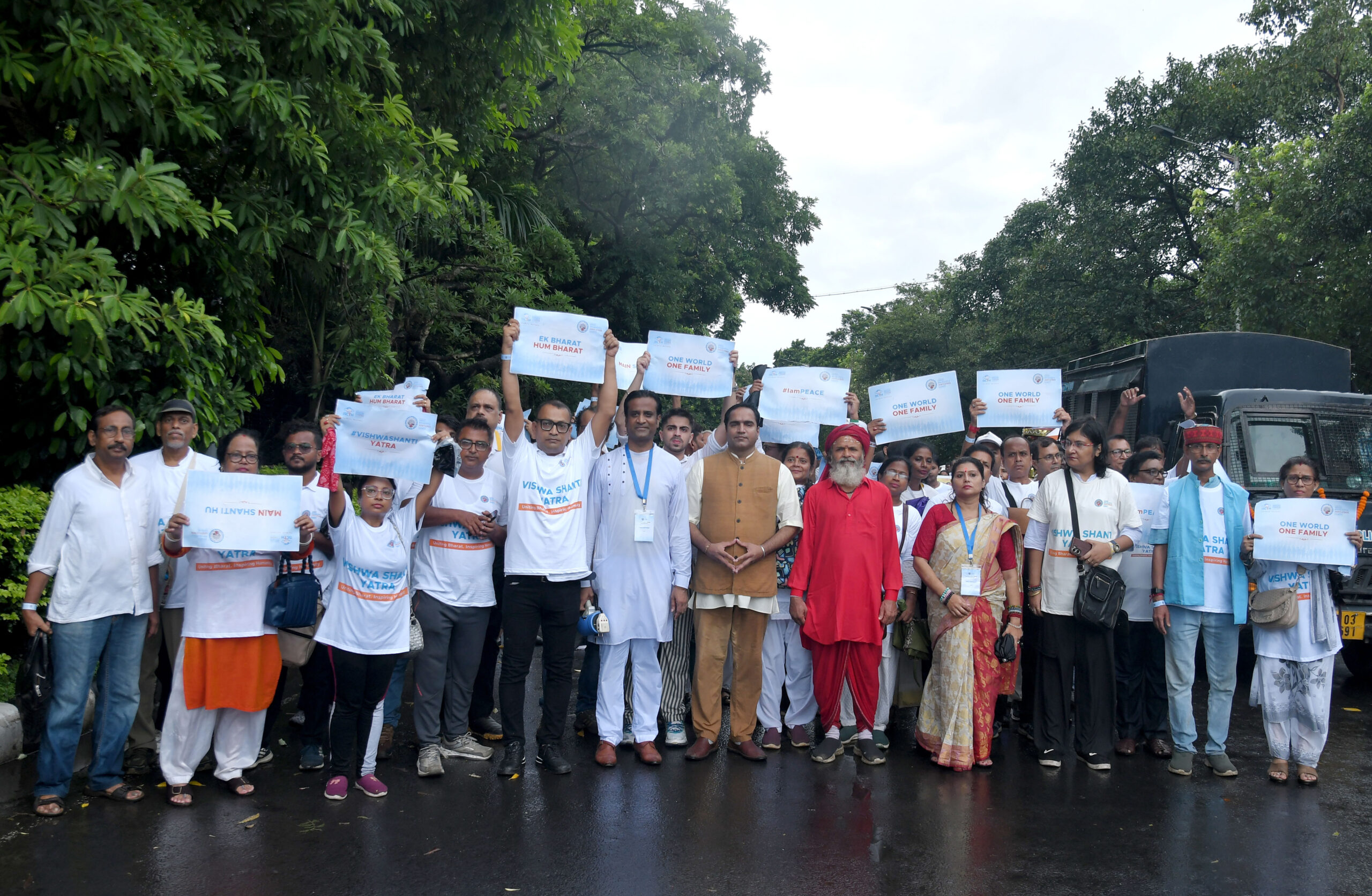 Kolkata: Vishwa Shanti Yatra 2026 #Gallery Kolkata: Vishwa Shanti Yatra 2026 #Gallery
