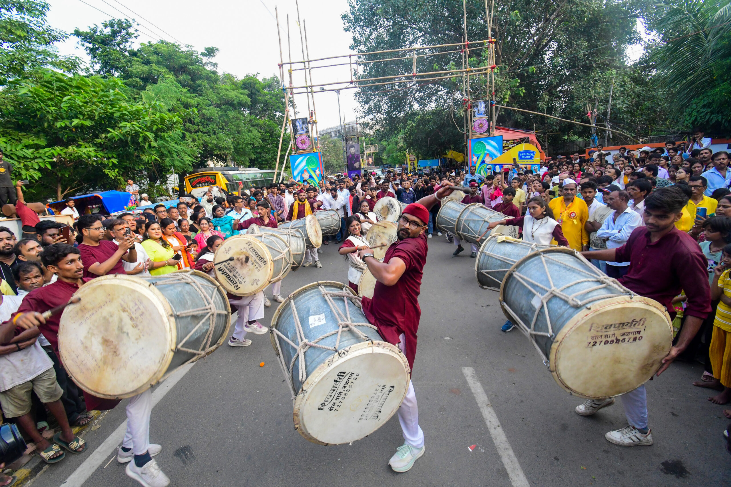 Patna: Ganesh Visarjan celebrations #Gallery Patna: Ganesh Visarjan celebrations #Gallery