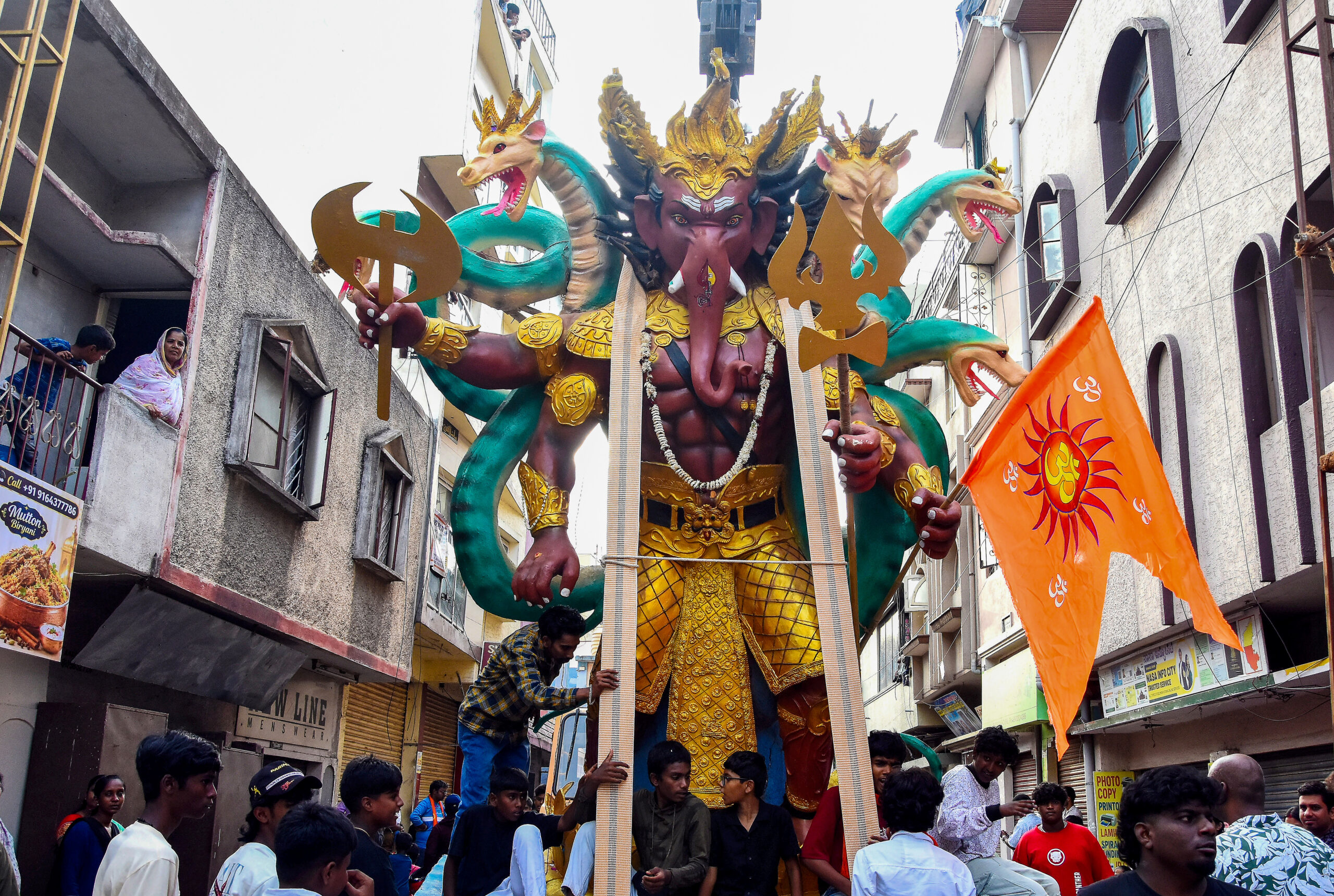 Bengaluru: Ganesh Visarjan procession #Gallery Bengaluru: Ganesh Visarjan procession #Gallery