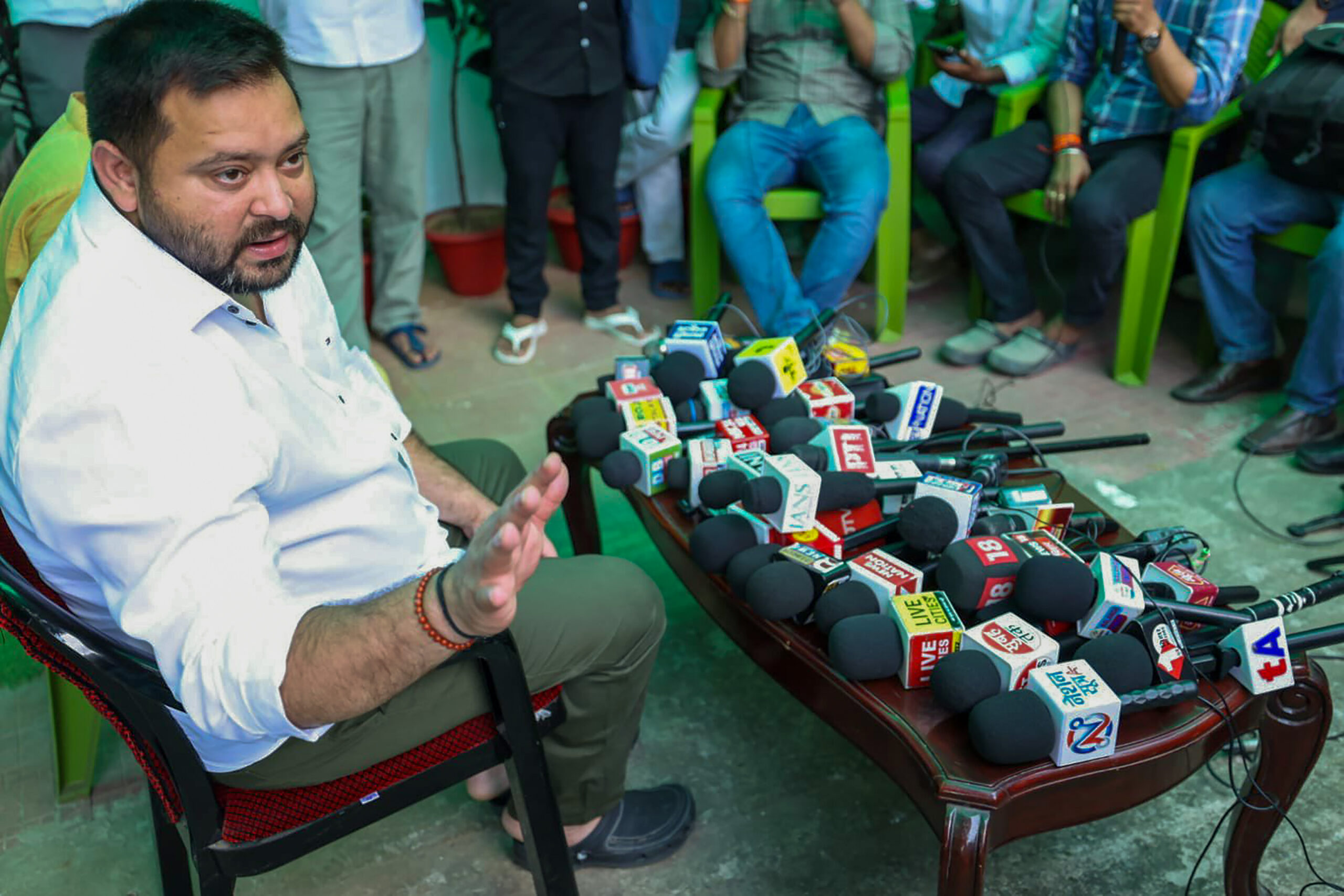 Patna: Tejashwi Yadav addresses press conference #Gallery Patna: Tejashwi Yadav addresses press conference #Gallery