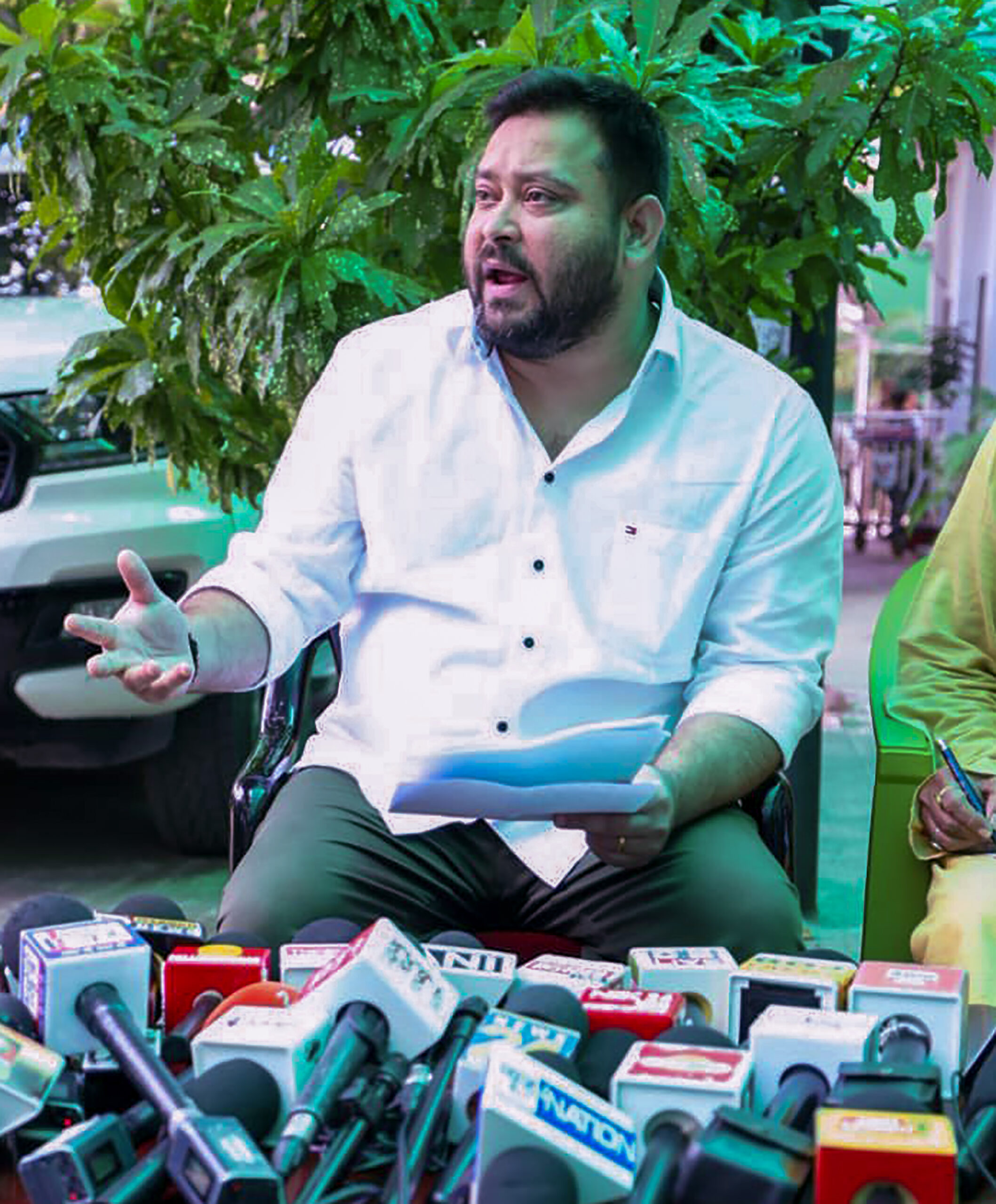 Patna: Tejashwi Yadav addresses press conference #Gallery Patna: Tejashwi Yadav addresses press conference #Gallery