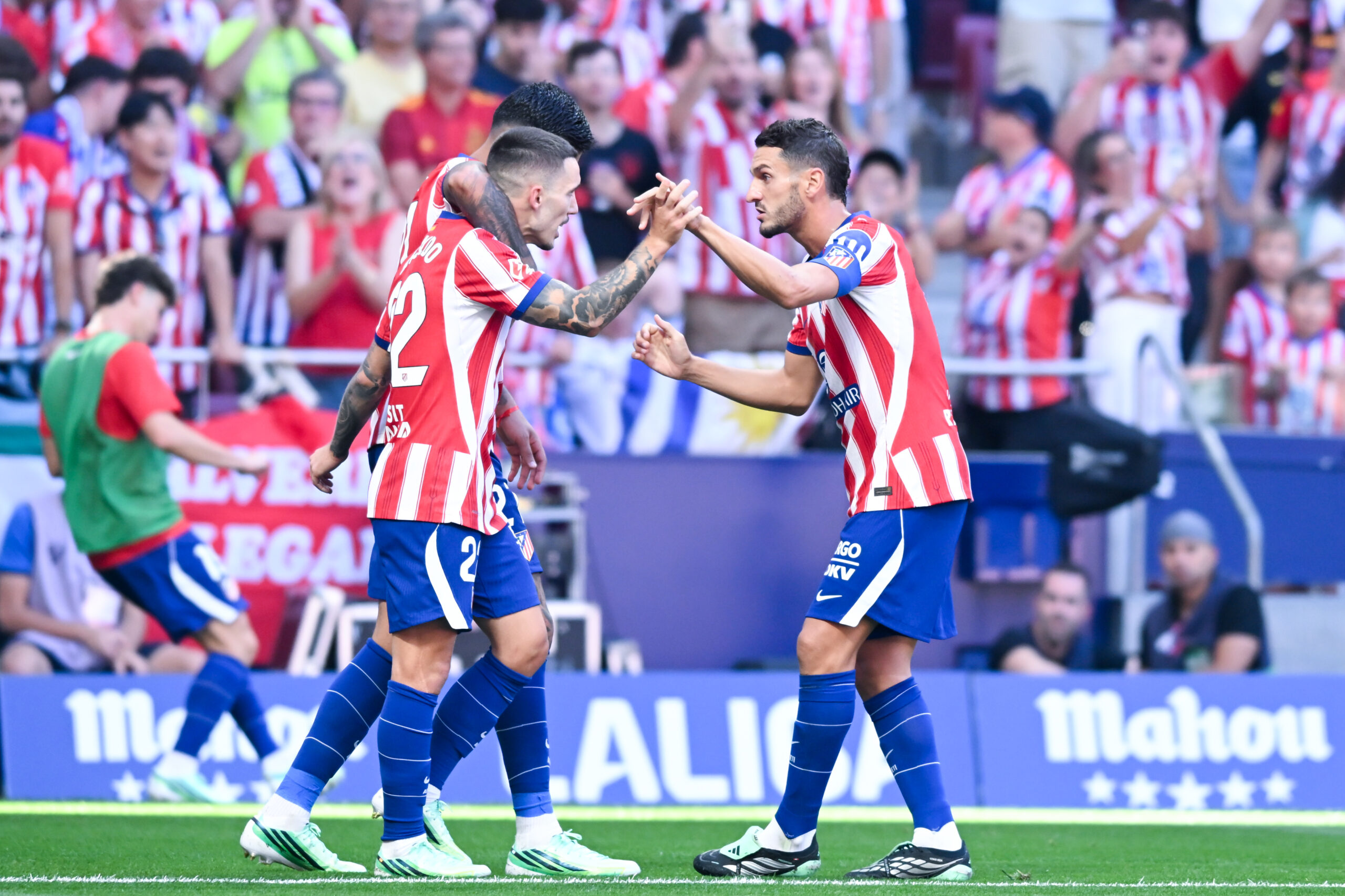 Madrid: Atletico de Madrid's players celebrate a goal during a La Liga football match between Atletico de Madrid and Real Madrid at Riyadh Air Metropolitano stadium in Madrid, Spain, on Sept. 20, 2026. (Photo: Xinhua via IANS)