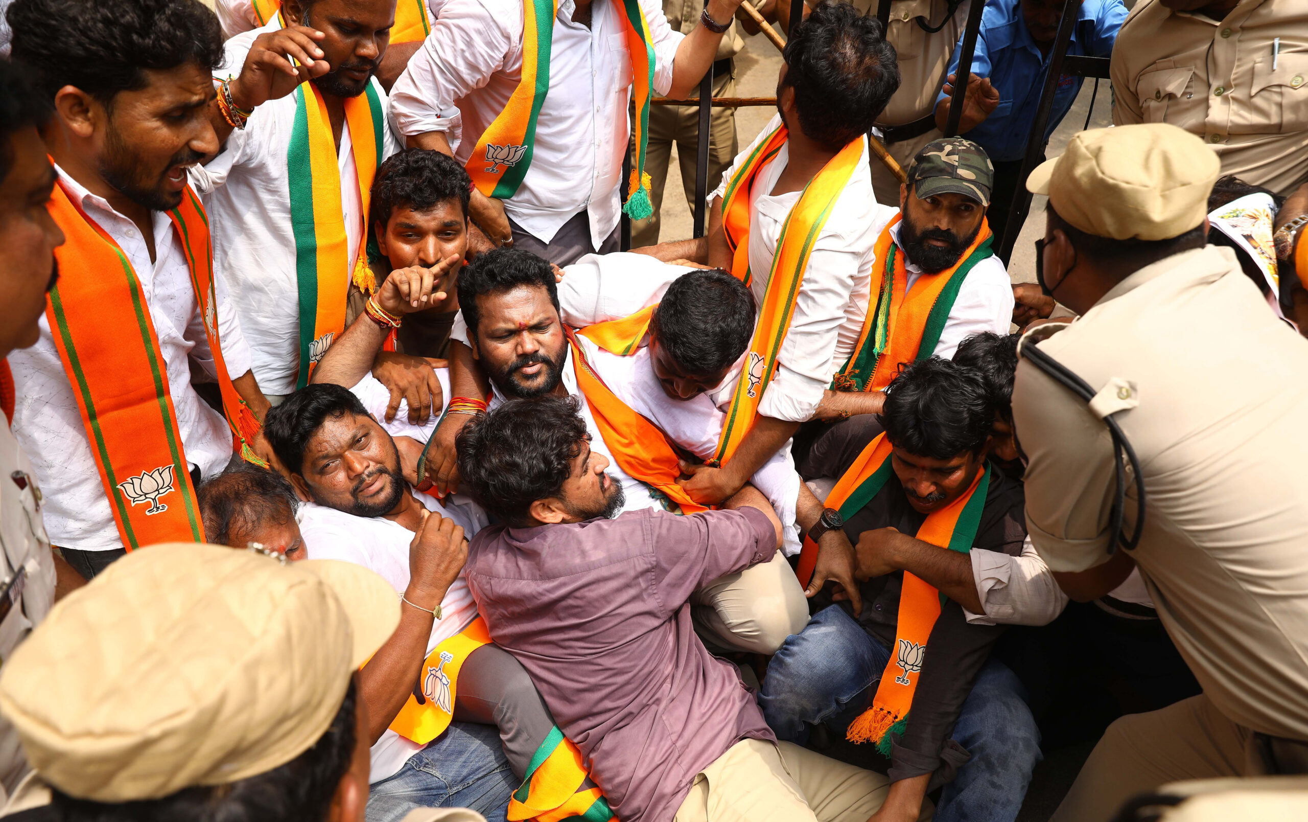 BJP ST Morcha protest in Hyderabad #Gallery BJP ST Morcha protest in Hyderabad #Gallery