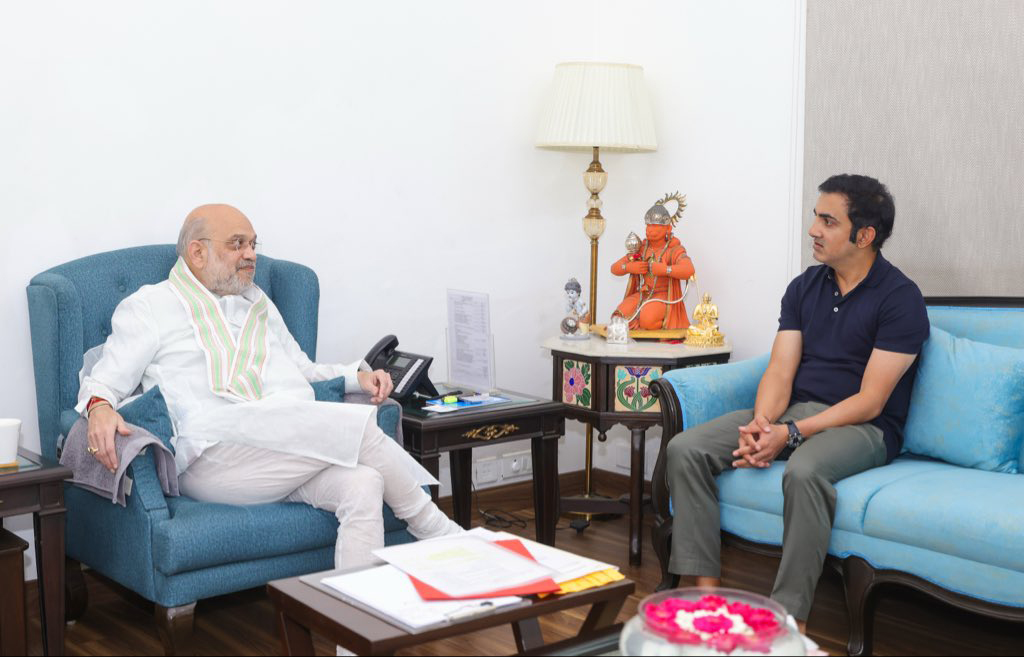 New Delhi: Gautam Gambhir meets Union Home Minister Amit Shah #Gallery New Delhi: Gautam Gambhir meets Union Home Minister Amit Shah #Gallery