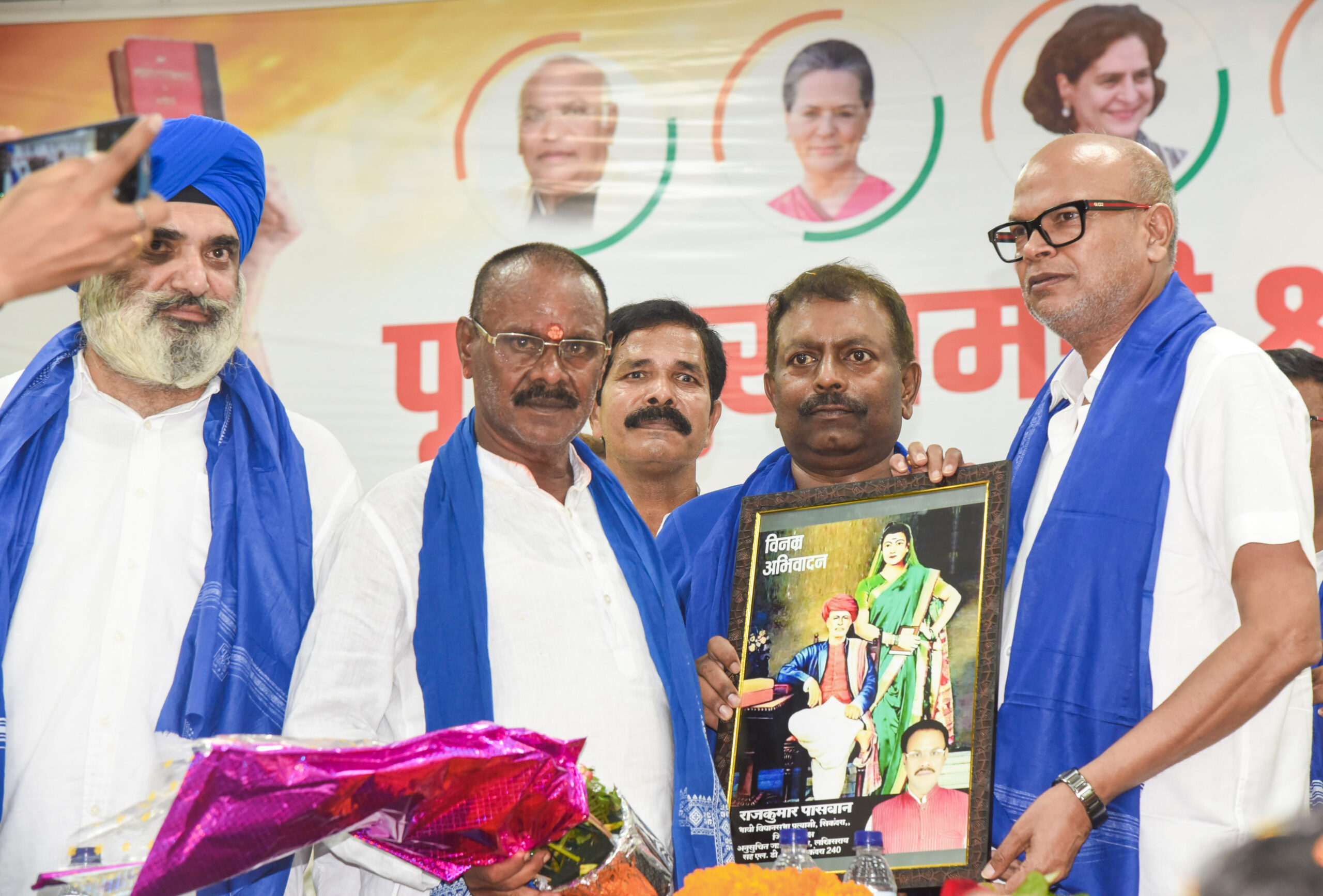 Patna: Congress leaders attend birth anniversary celebration of Bhola Paswan Shastri - #Gallery Patna: Congress leaders attend birth anniversary celebration of Bhola Paswan Shastri - #Gallery